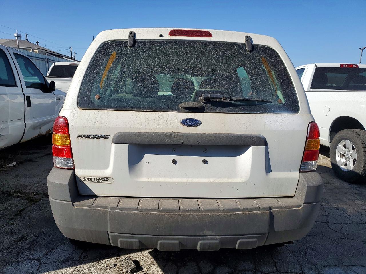 2007 Ford Escape Xls White vin: 1FMCU02Z87KB67794