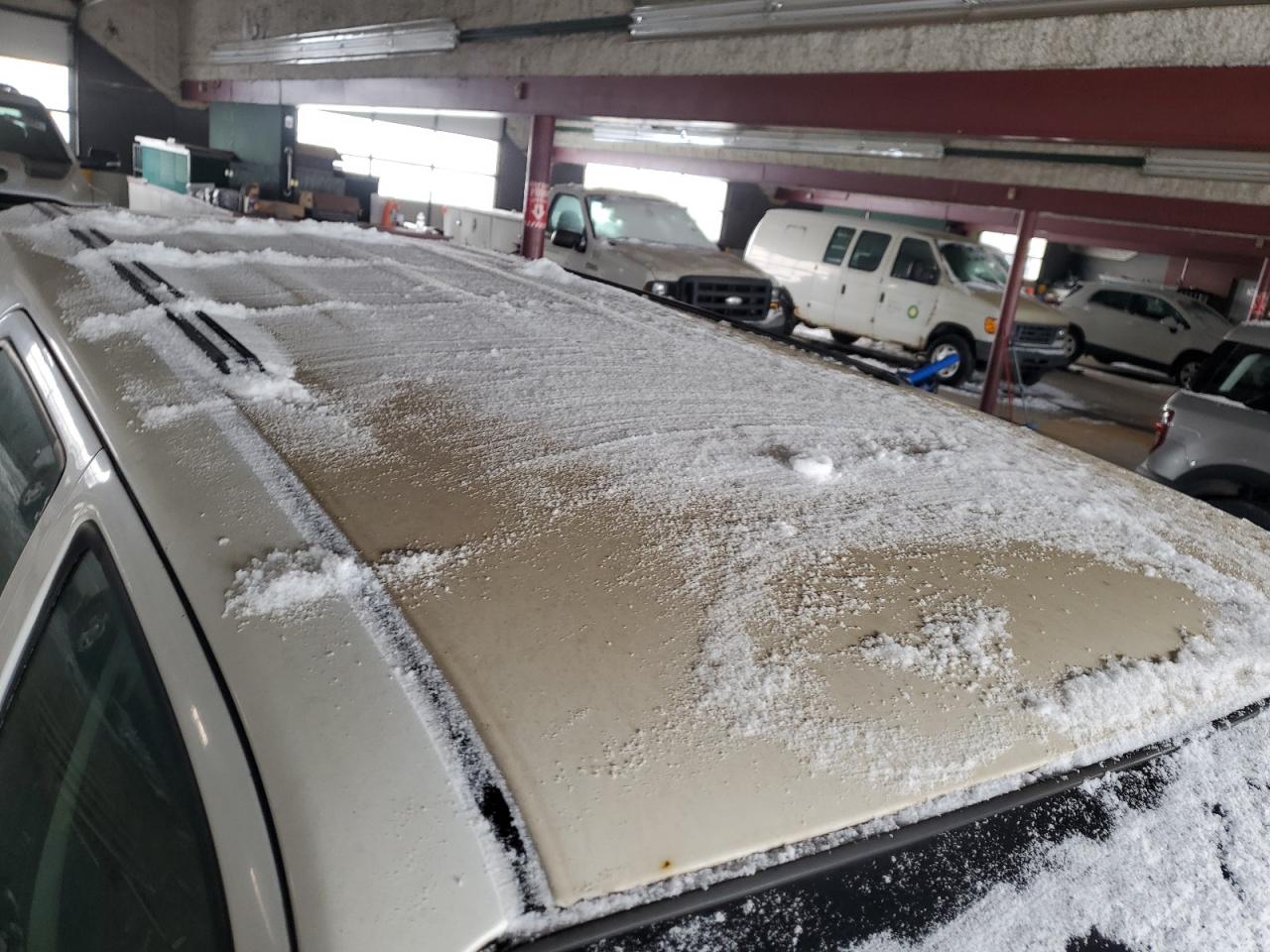 2007 Ford Escape Xls White vin: 1FMCU02Z87KB67794 Damage: Roof Panel, Faded, Repair Required