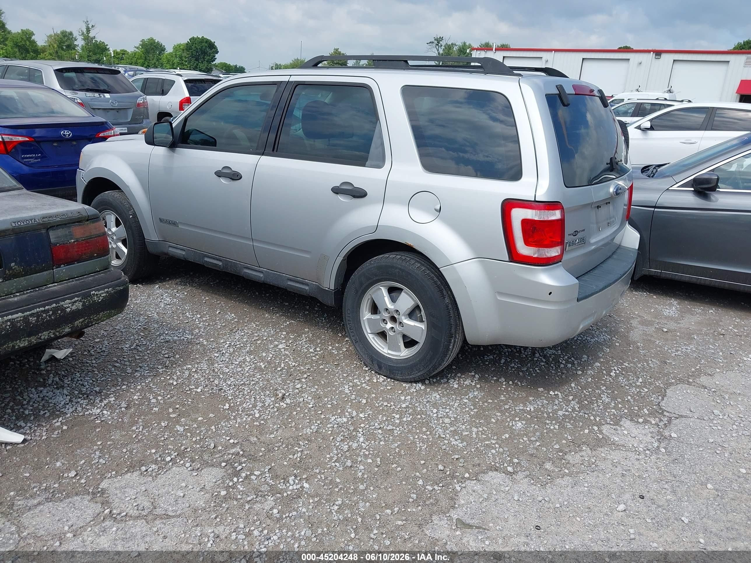 2008 Ford Escape Xls/xls Manual Silver vin: 1FMCU02Z88KA34583