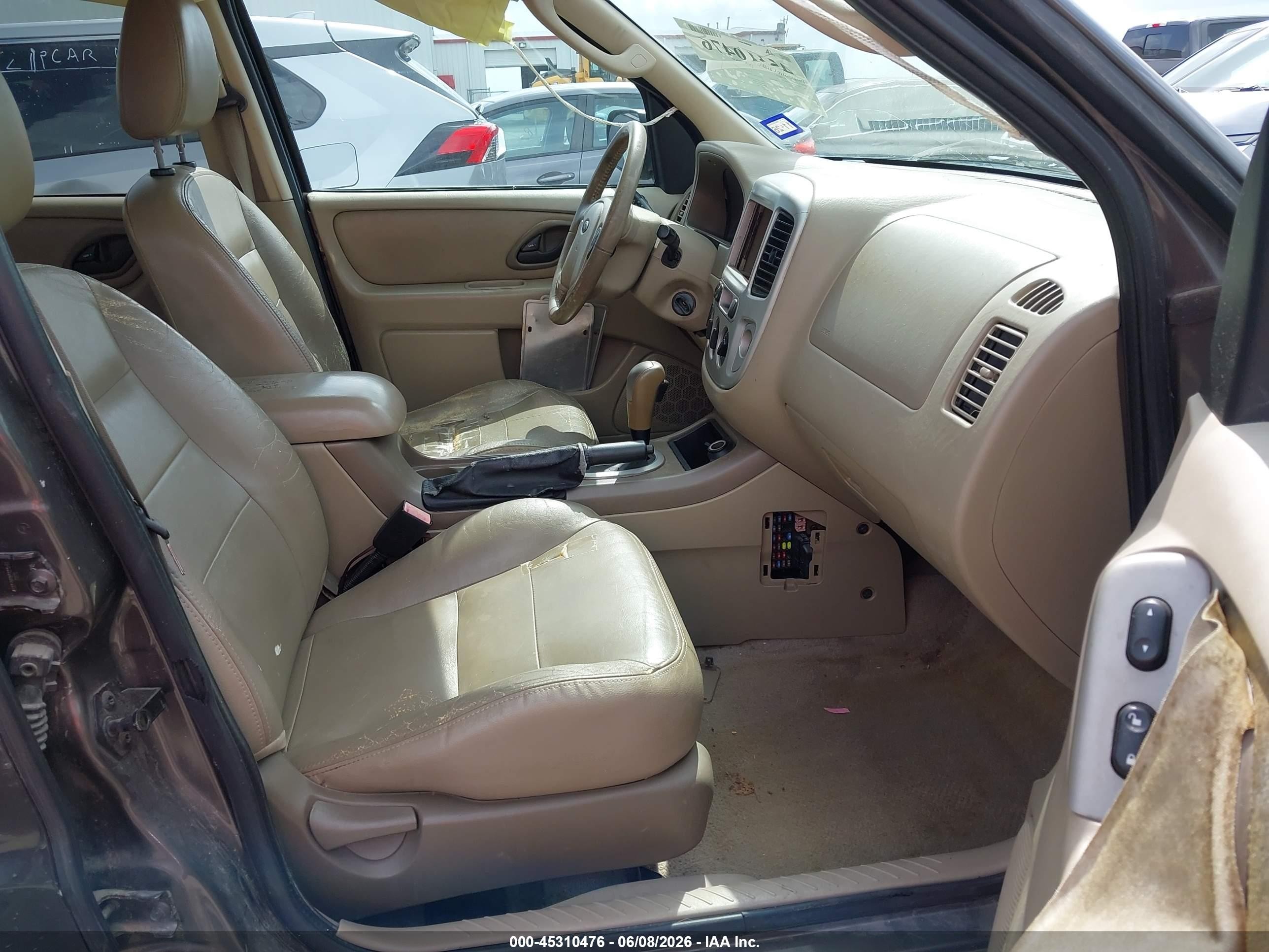 2006 Ford Escape   Gray vin: 1FMCU03106KB34117