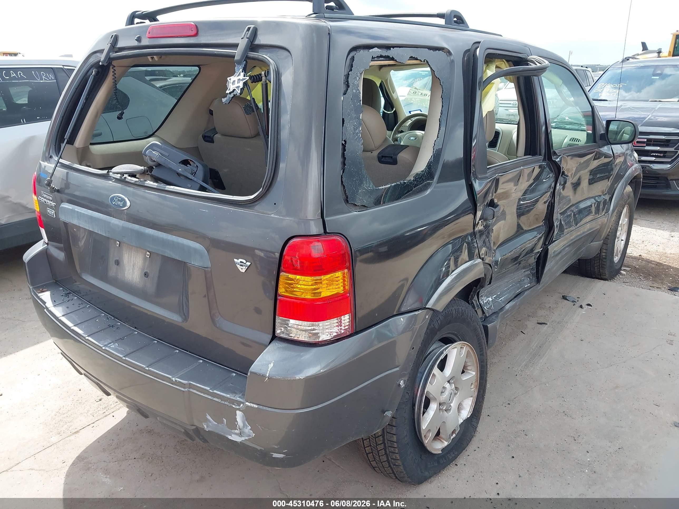 2006 Ford Escape   Gray vin: 1FMCU03106KB34117