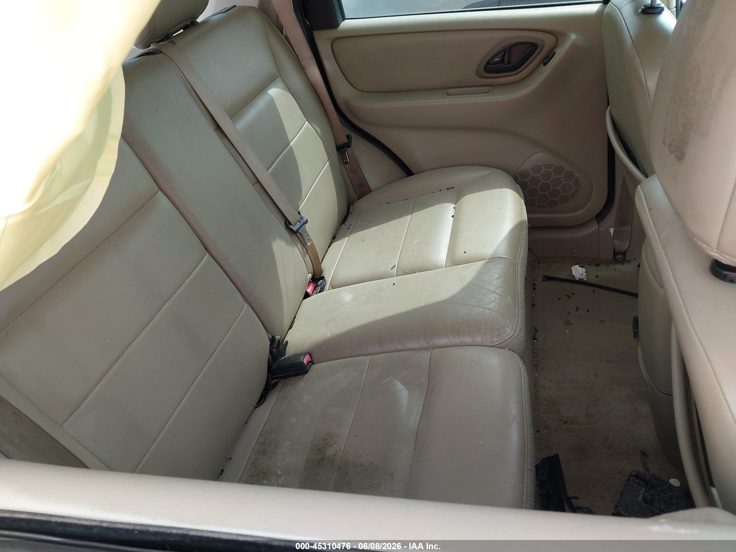 2006 Ford Escape   Gray vin: 1FMCU03106KB34117