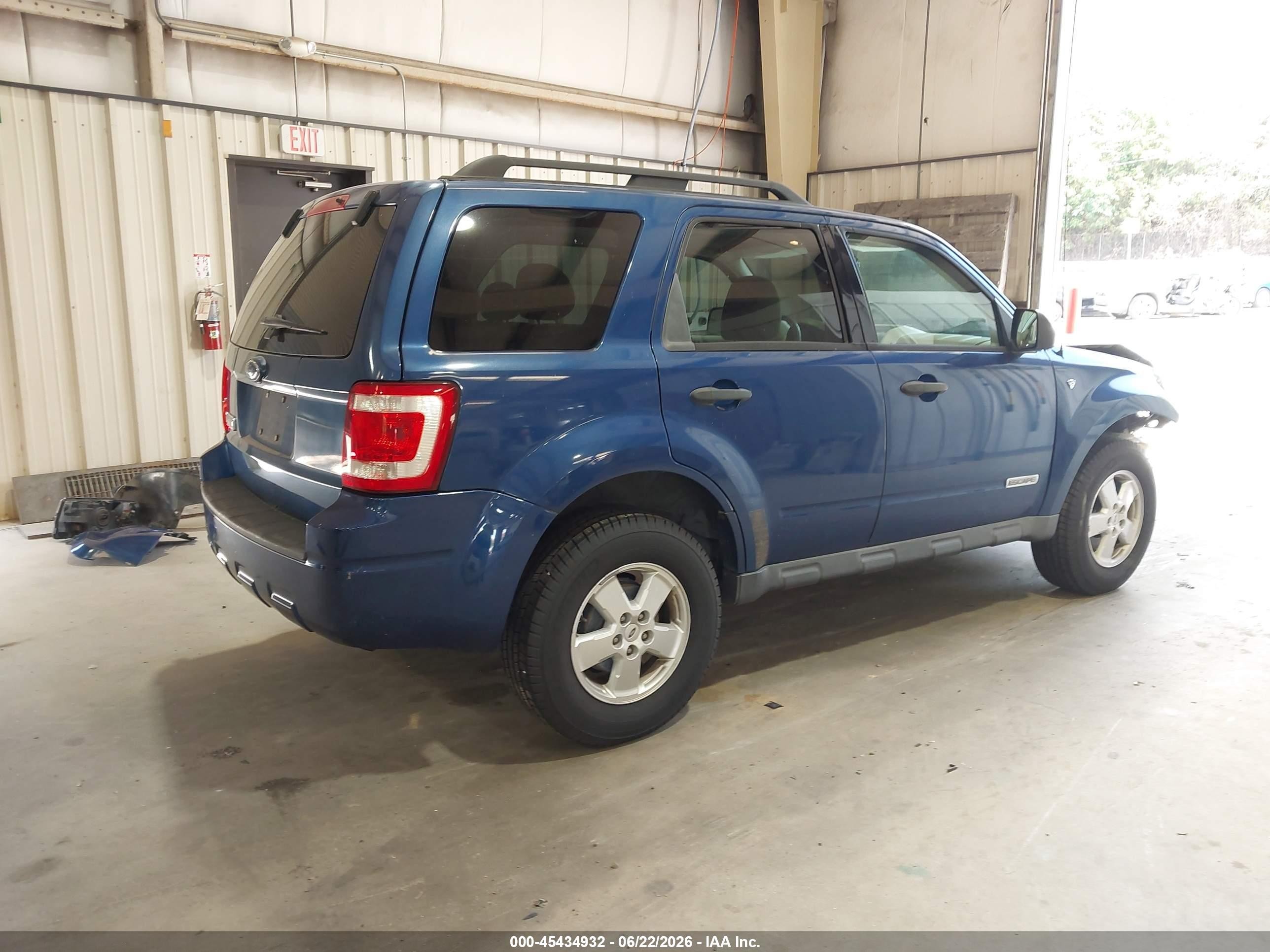 2008 Ford Escape Xlt Blue vin: 1FMCU03108KA72673