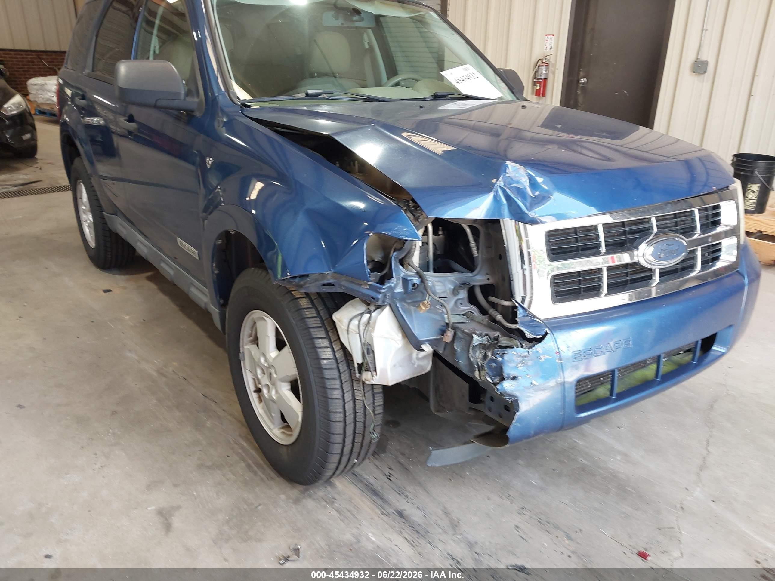 2008 Ford Escape Xlt Blue vin: 1FMCU03108KA72673