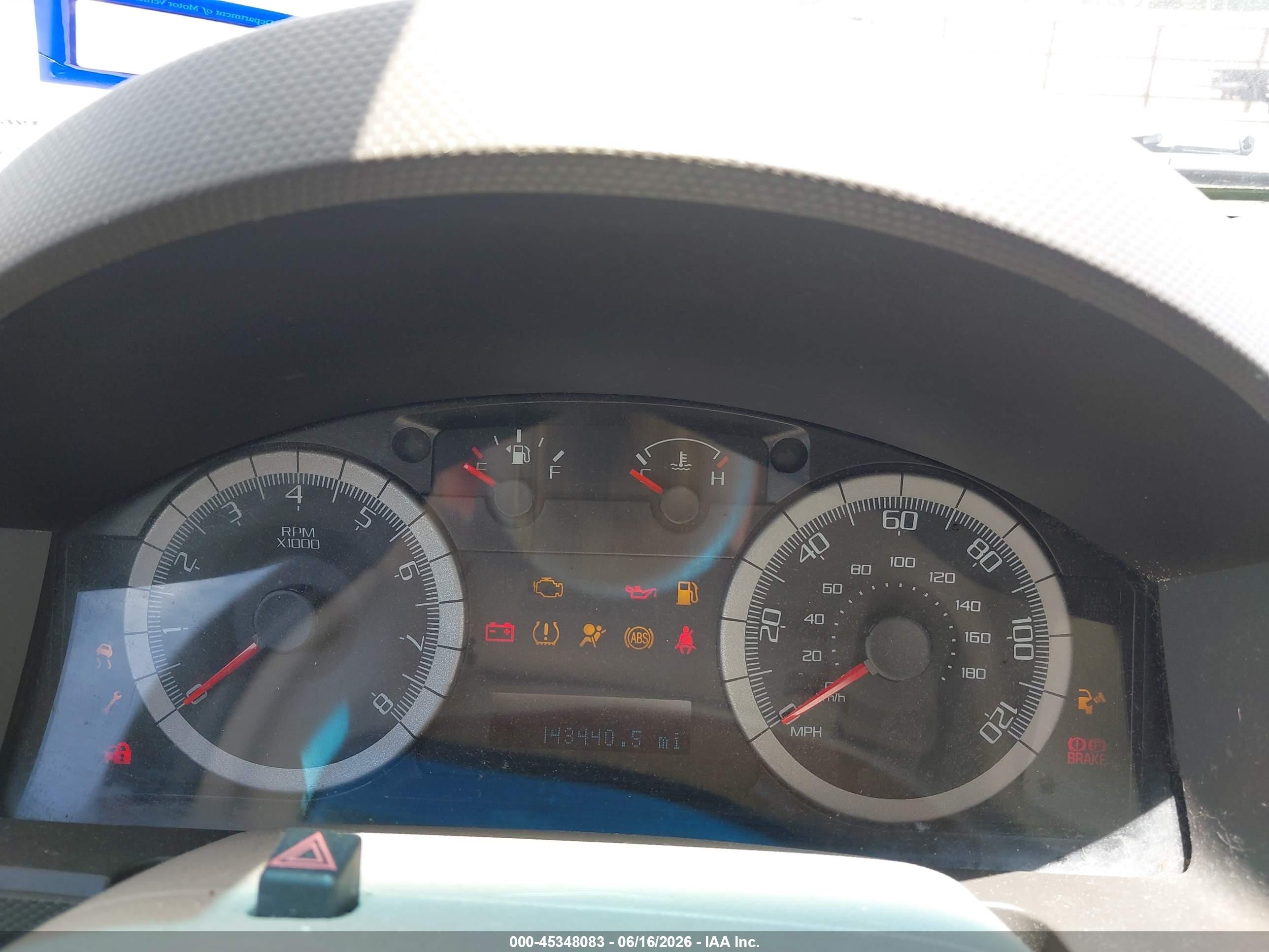 2008 Ford Escape Xlt White vin: 1FMCU03108KB41958