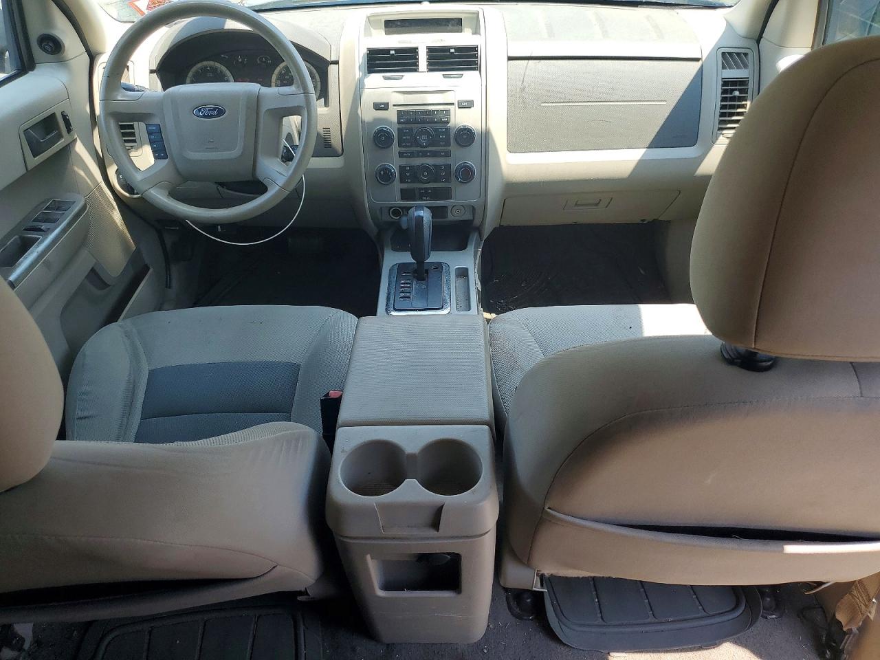 2008 Ford Escape Xlt Gray vin: 1FMCU03108KC18425