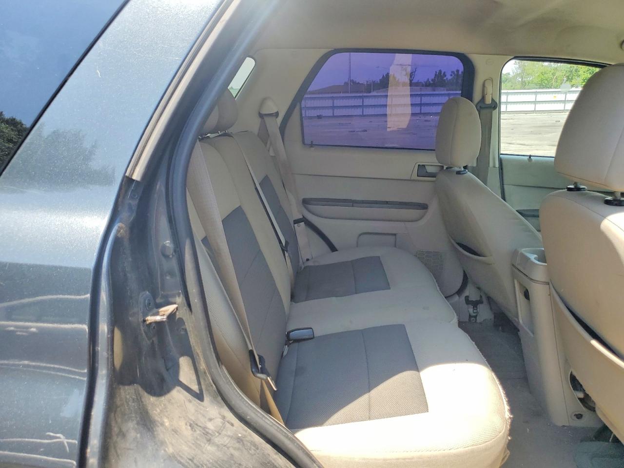2008 Ford Escape Xlt Gray vin: 1FMCU03108KC18425