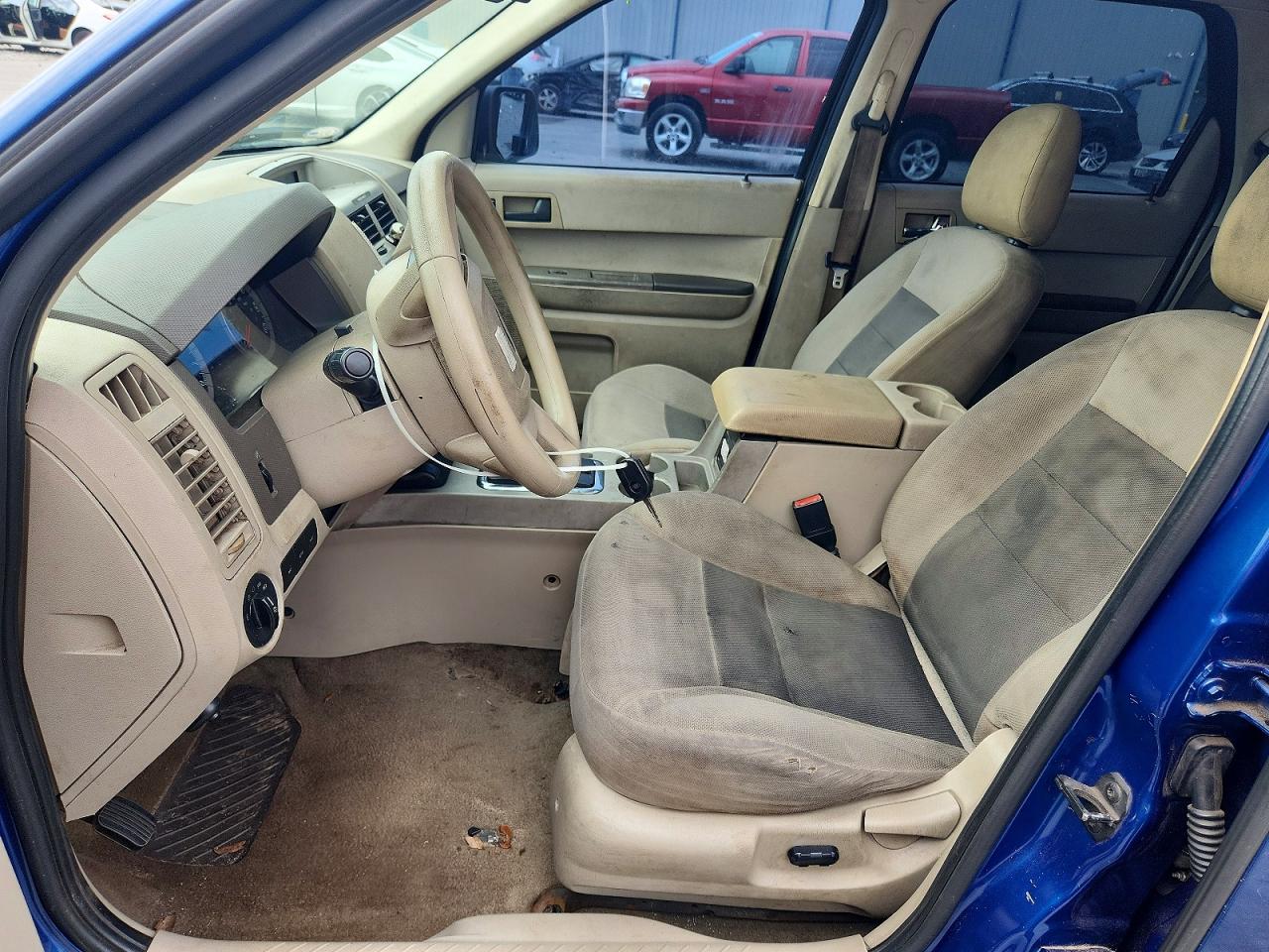 2008 Ford Escape Xlt Blue vin: 1FMCU03108KC82576