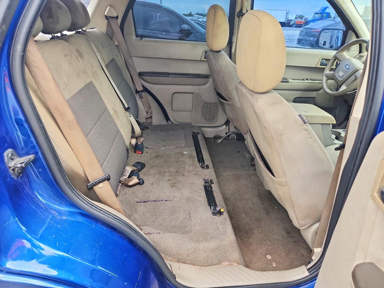 2008 Ford Escape Xlt Blue vin: 1FMCU03108KC82576