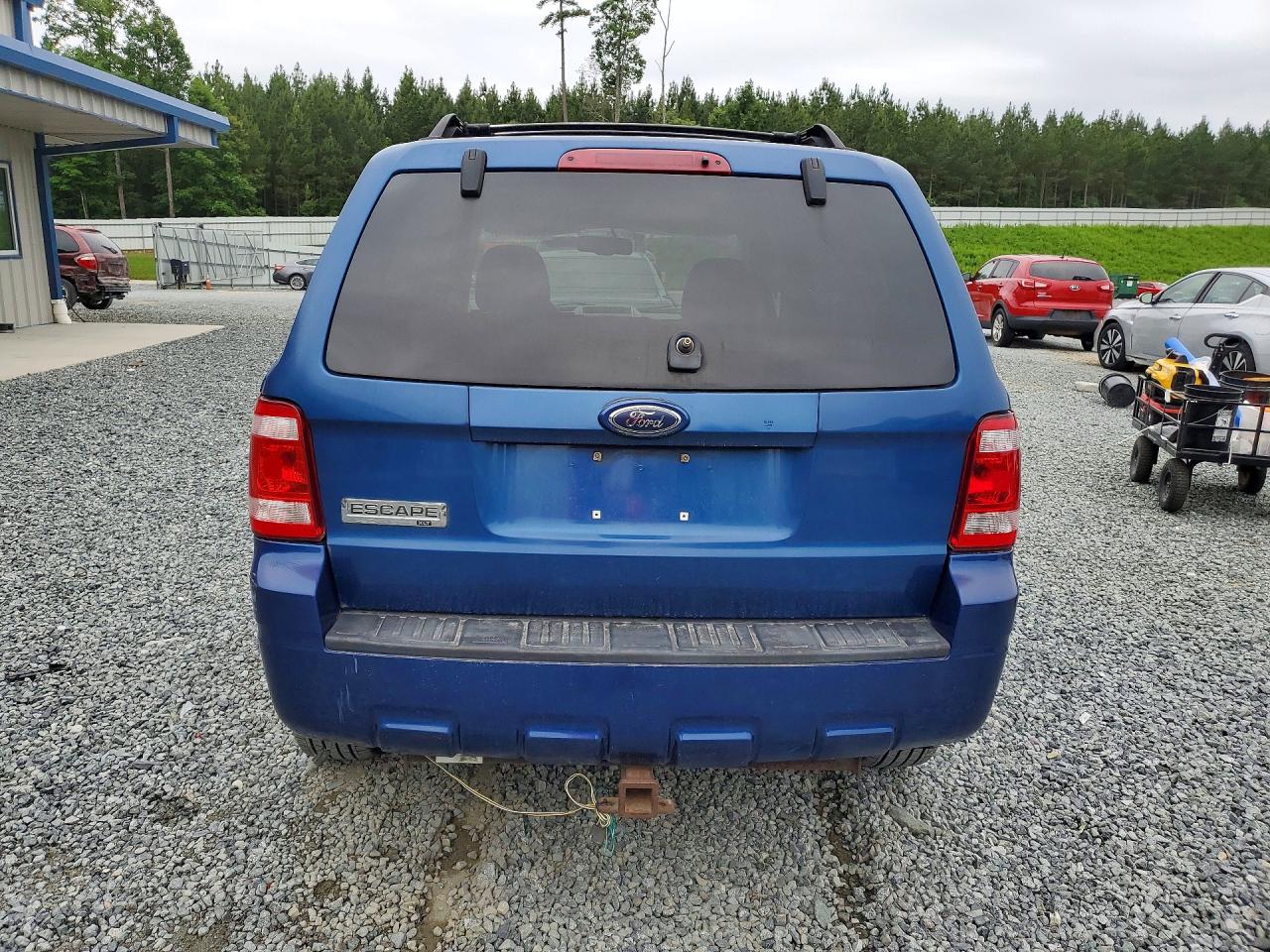2008 Ford Escape Xlt Blue vin: 1FMCU03108KE02635