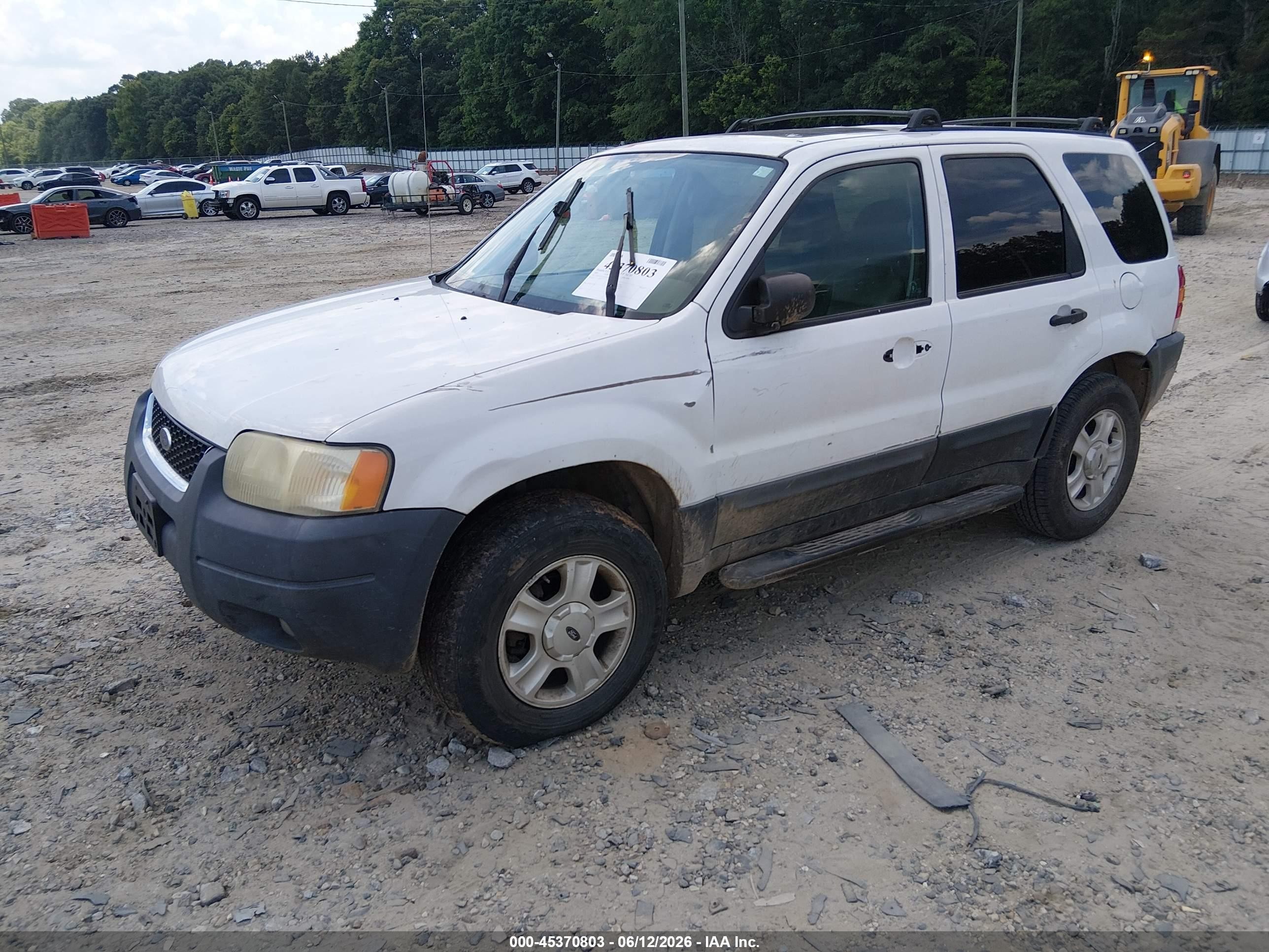 2004 Ford Escape Xlt White vin: 1FMCU03114DA00296