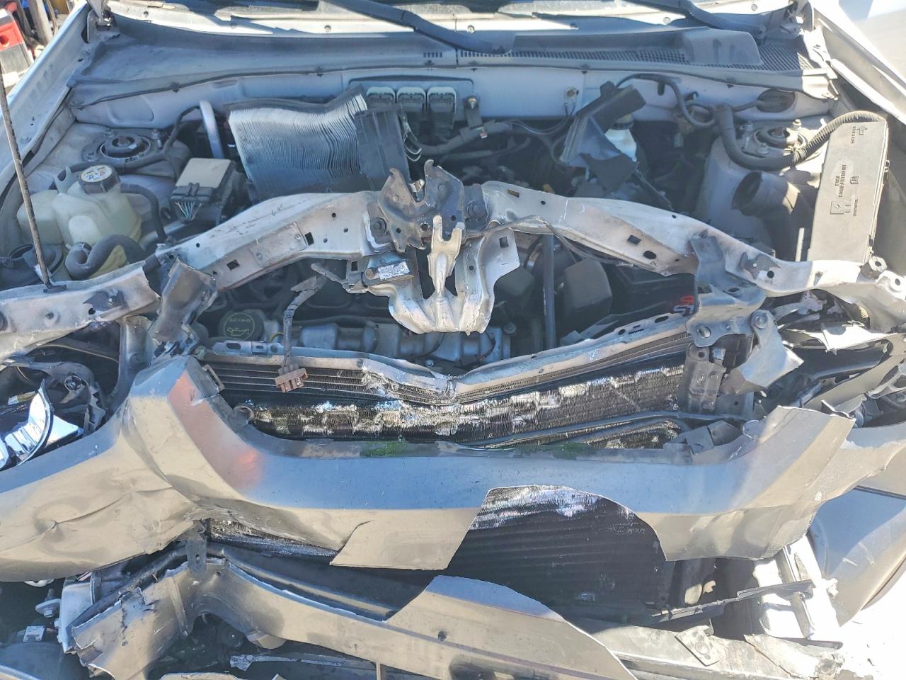 2006 Ford Escape Xlt Серебряный vin: 1FMCU03116KB09355