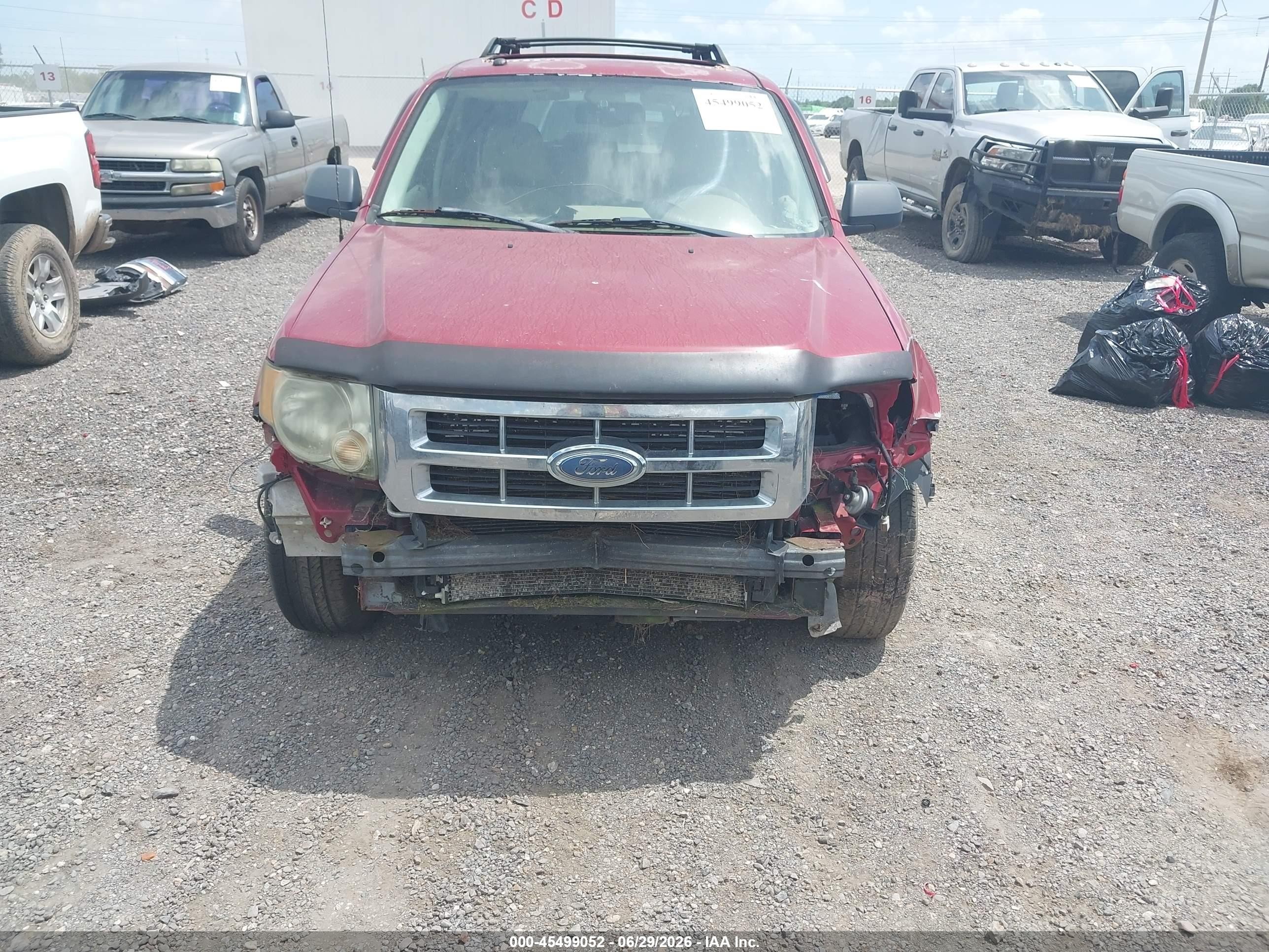 2008 Ford Escape Xlt Red vin: 1FMCU03118KA95413