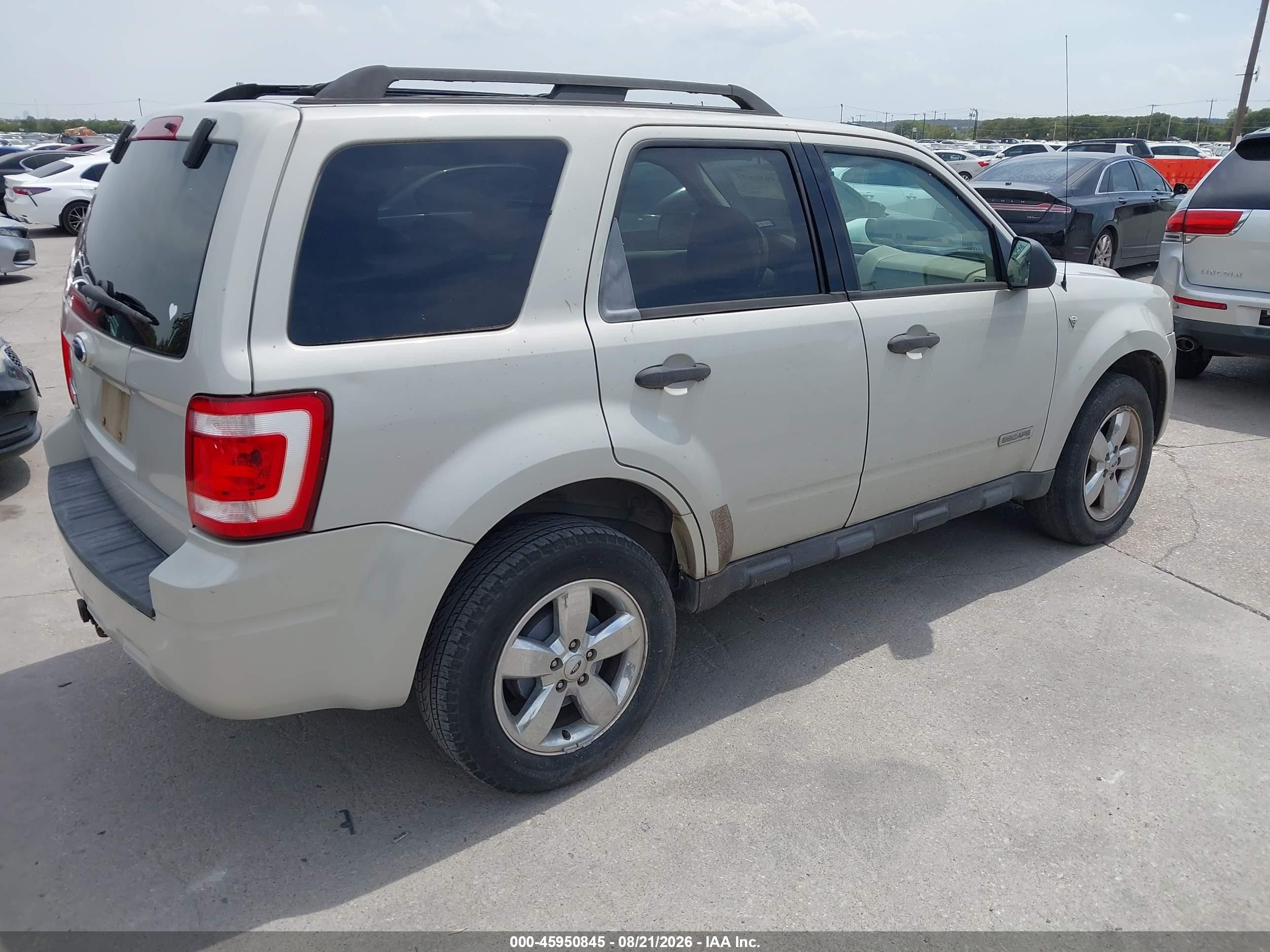 2008 Ford Escape Xlt Gray vin: 1FMCU03118KC00807