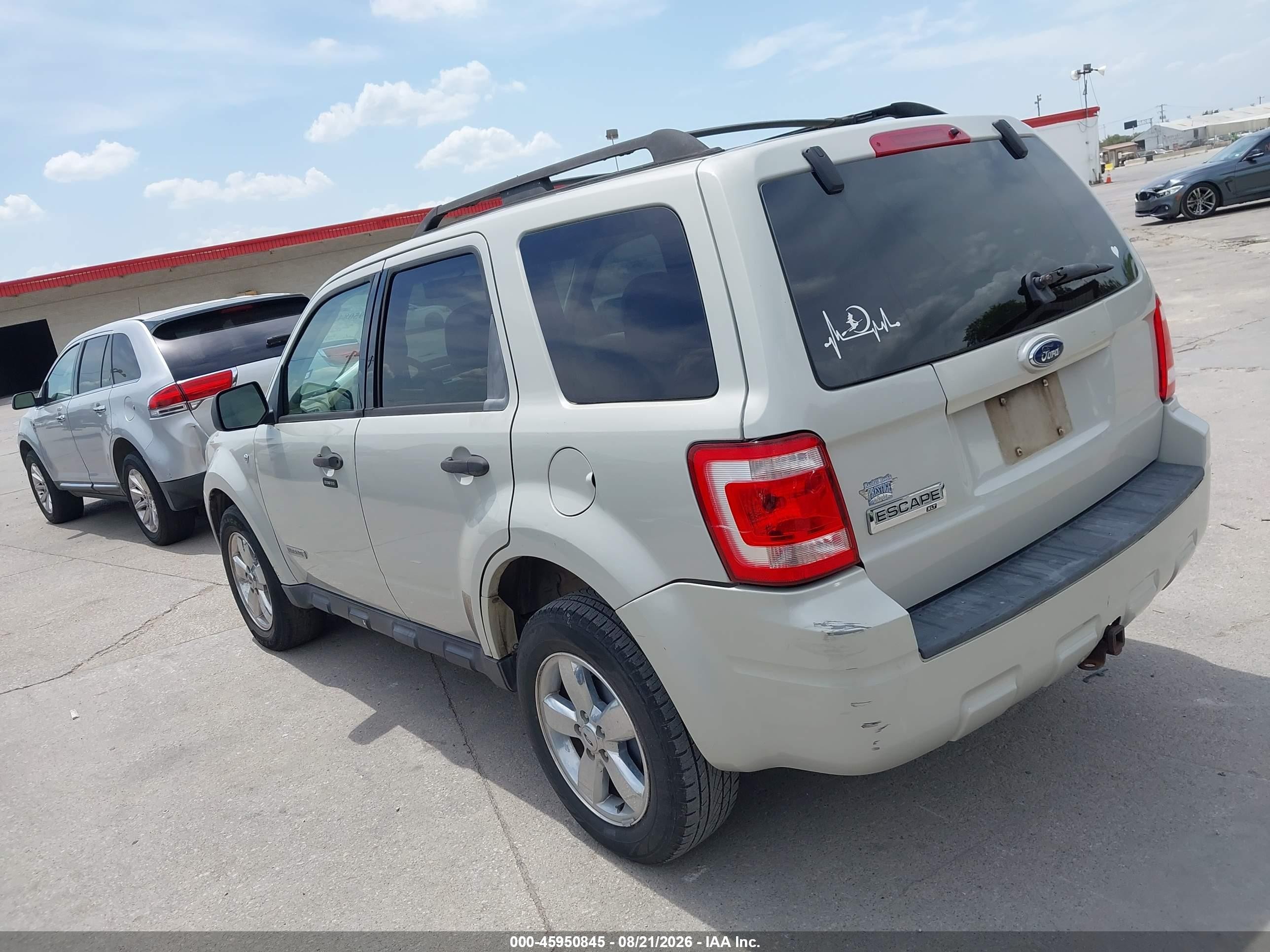 2008 Ford Escape Xlt Gray vin: 1FMCU03118KC00807