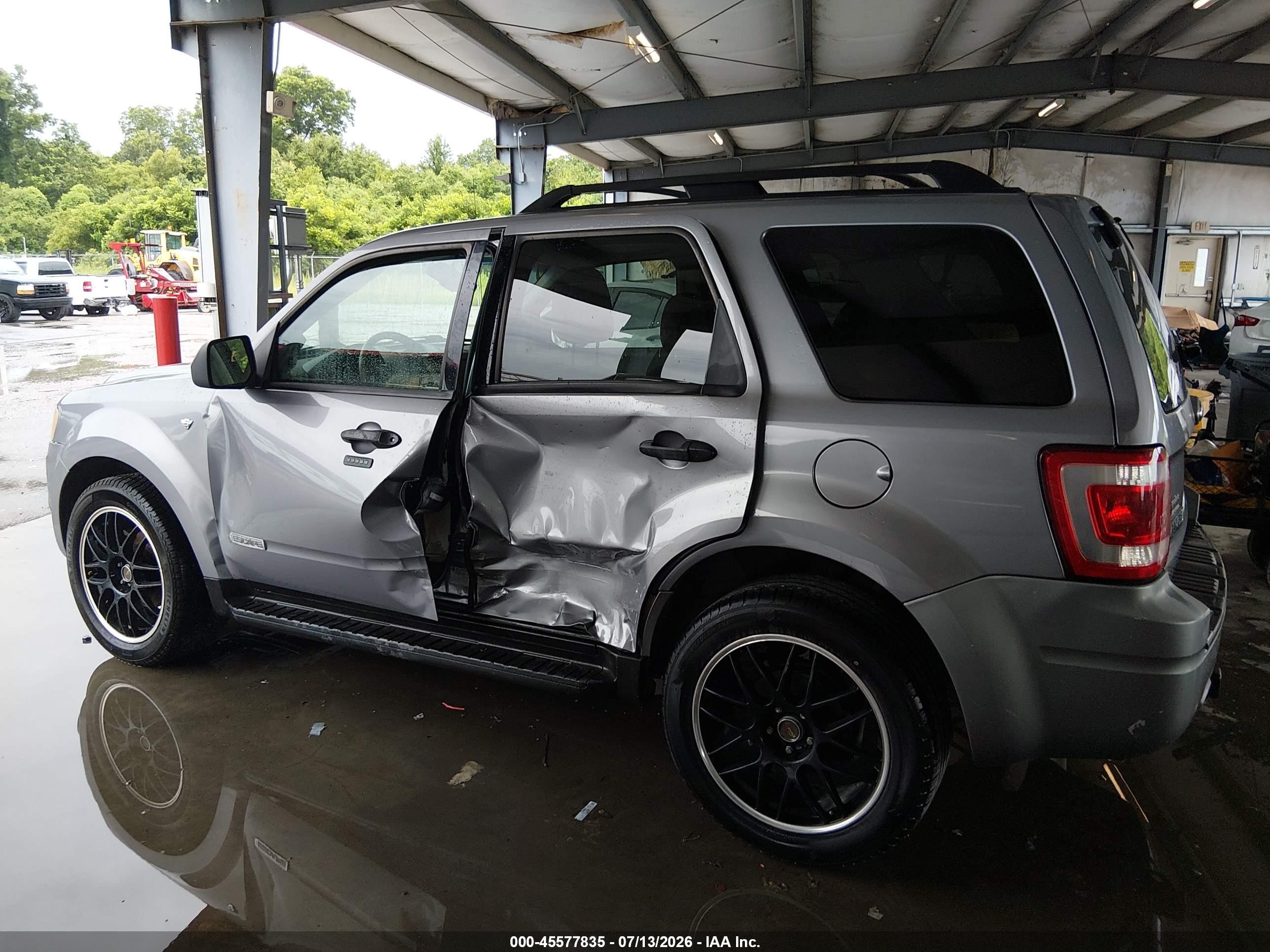 2008 Ford Escape Xlt Gray vin: 1FMCU03118KE76744