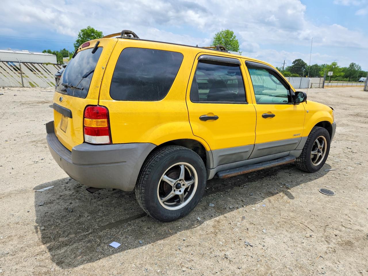 2001 Ford Escape Xlt Yellow vin: 1FMCU03121KB70626