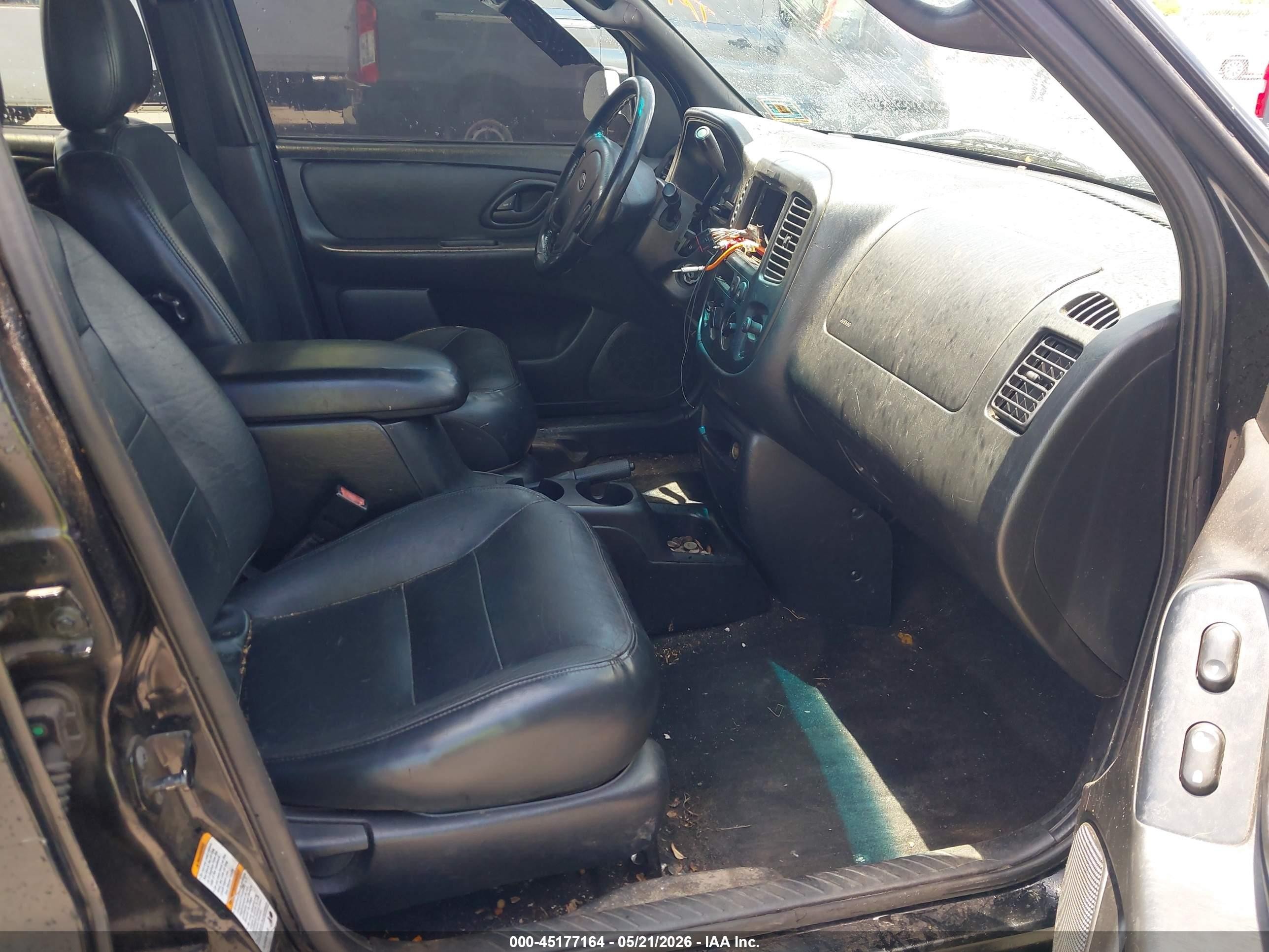 2002 Ford Escape Xlt Black vin: 1FMCU03122KD83092