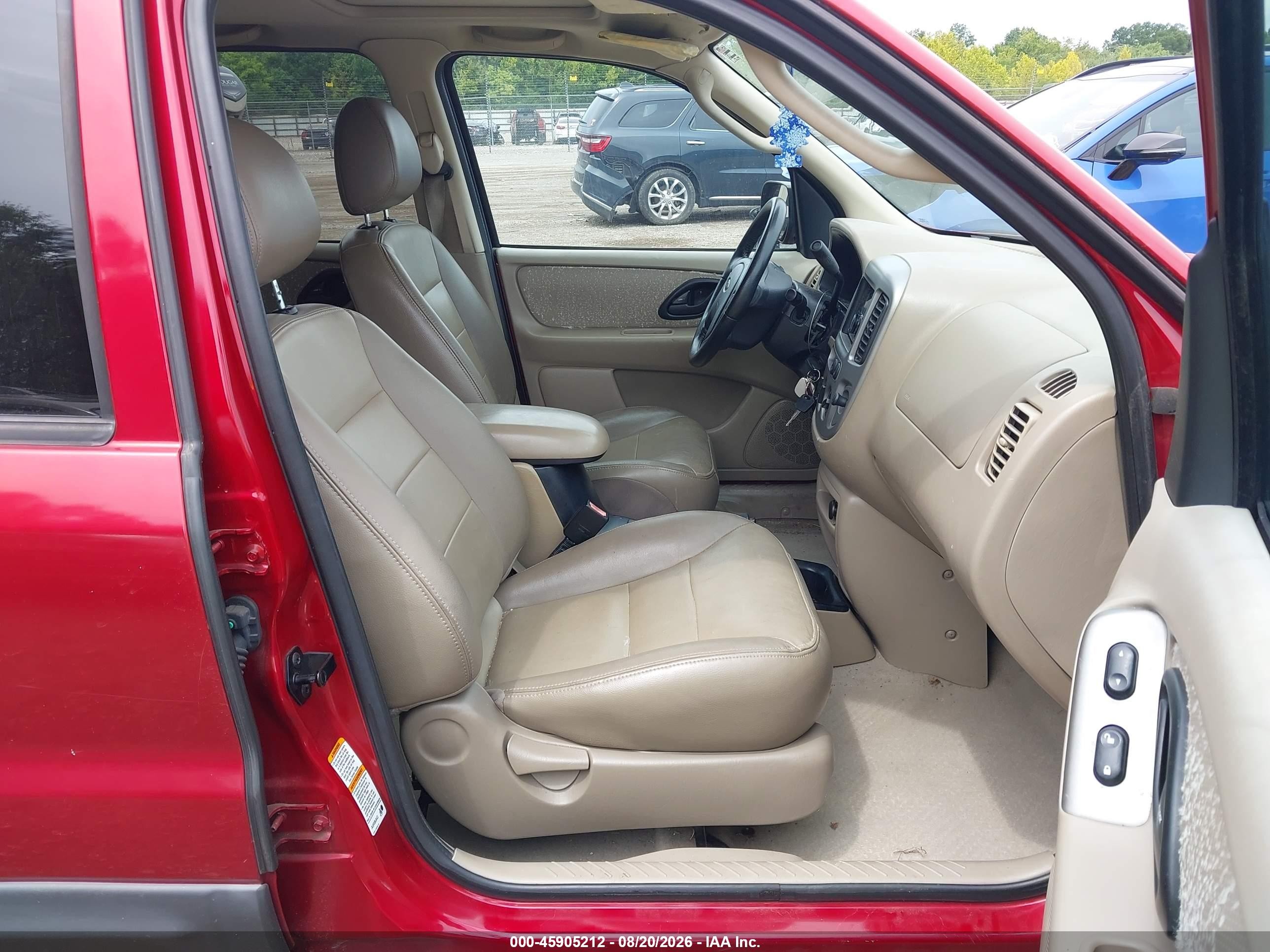2004 Ford Escape Xlt Red vin: 1FMCU03124DA24283