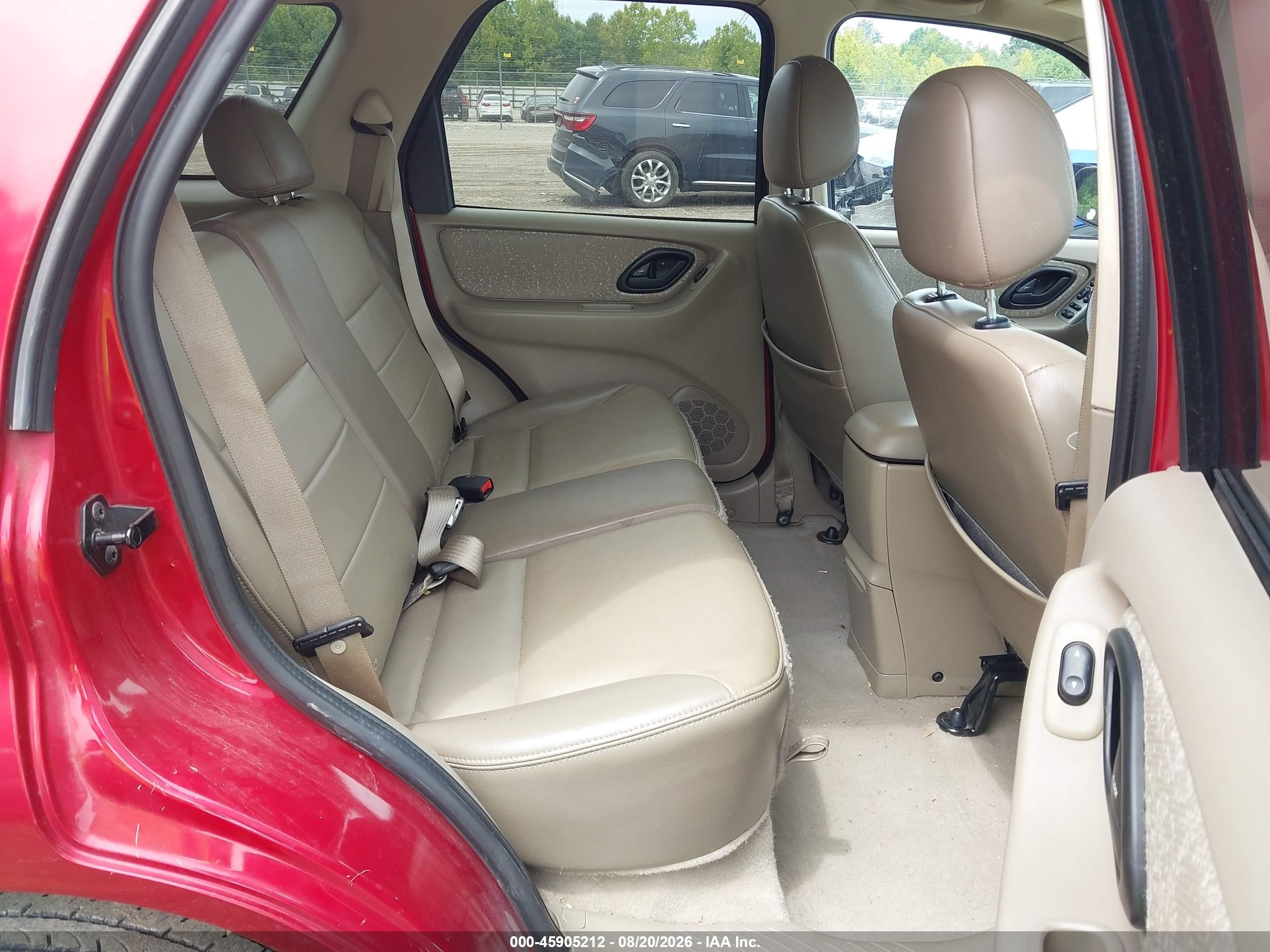 2004 Ford Escape Xlt Red vin: 1FMCU03124DA24283