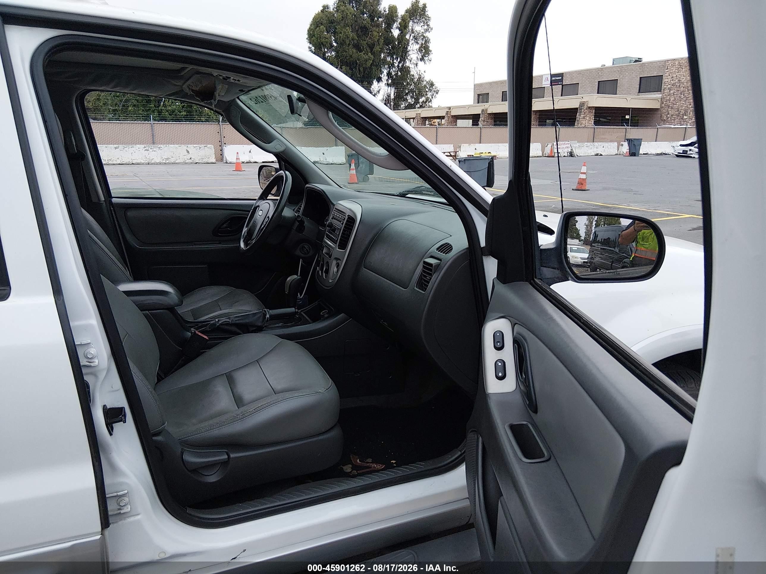 2007 Ford Escape Xlt/xlt Sport White vin: 1FMCU03127KC08350