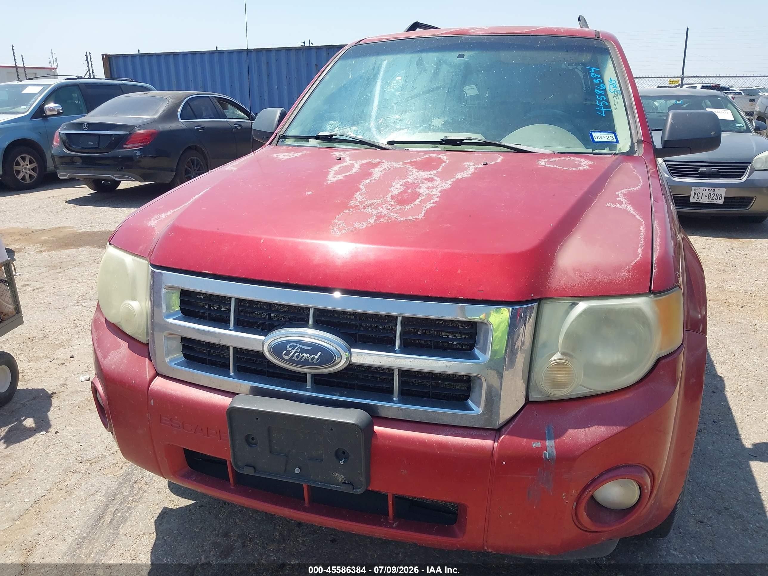 2008 Ford Escape Xlt Maroon vin: 1FMCU03128KA44308