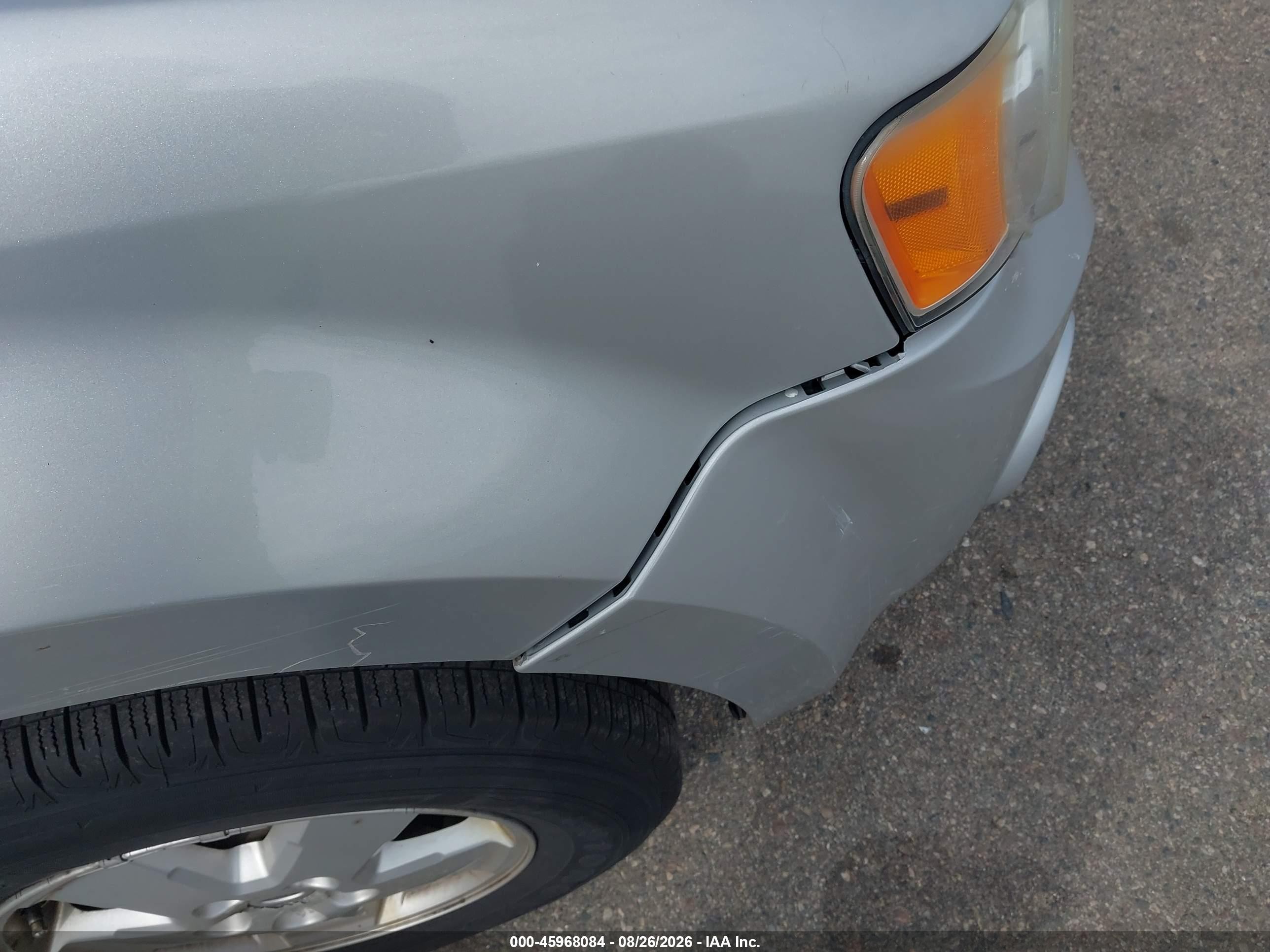 2008 Ford Escape Xlt Серебряный vin: 1FMCU03128KB49530