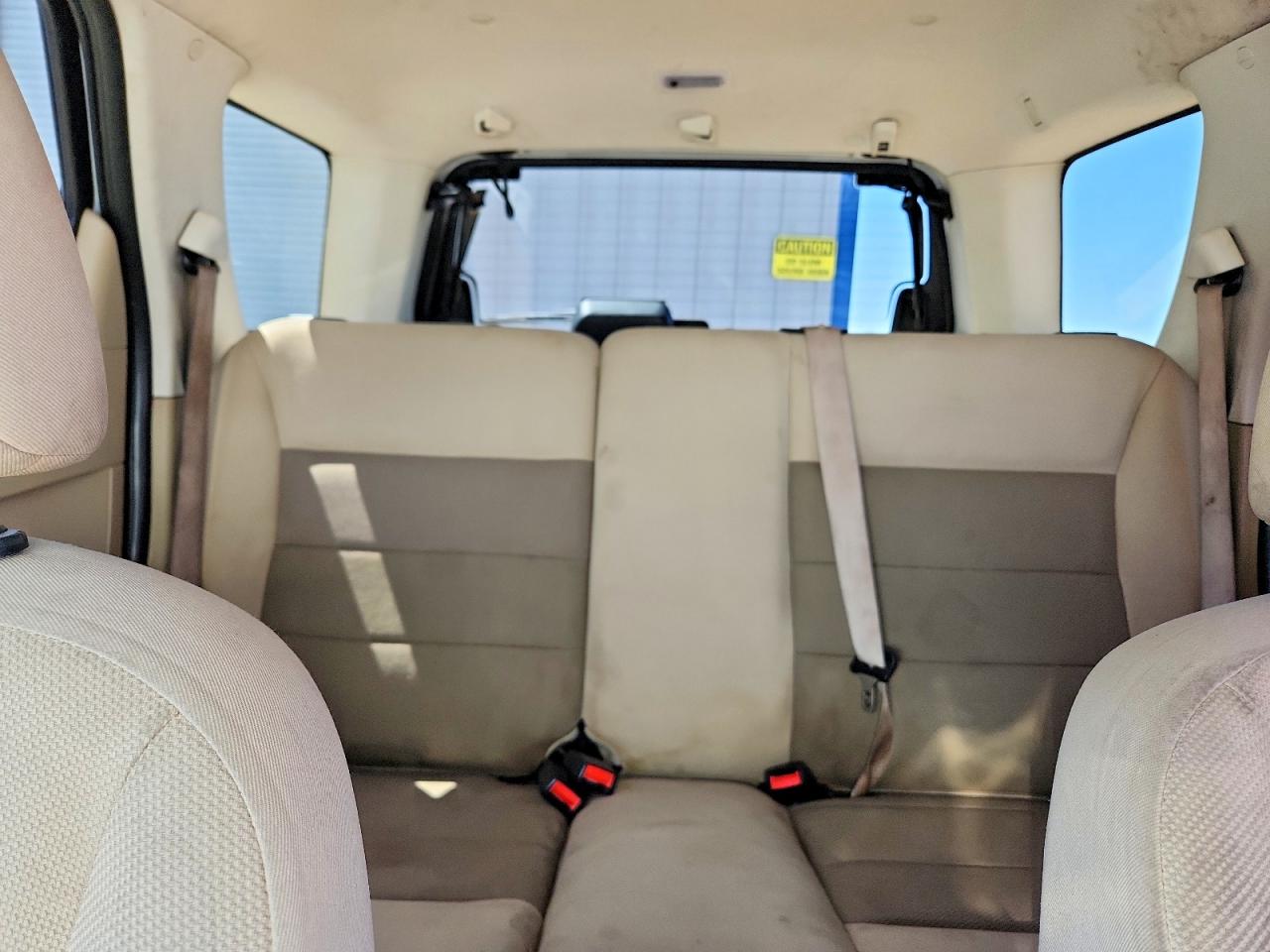 2008 Ford Escape Xlt Белый vin: 1FMCU03128KC08236