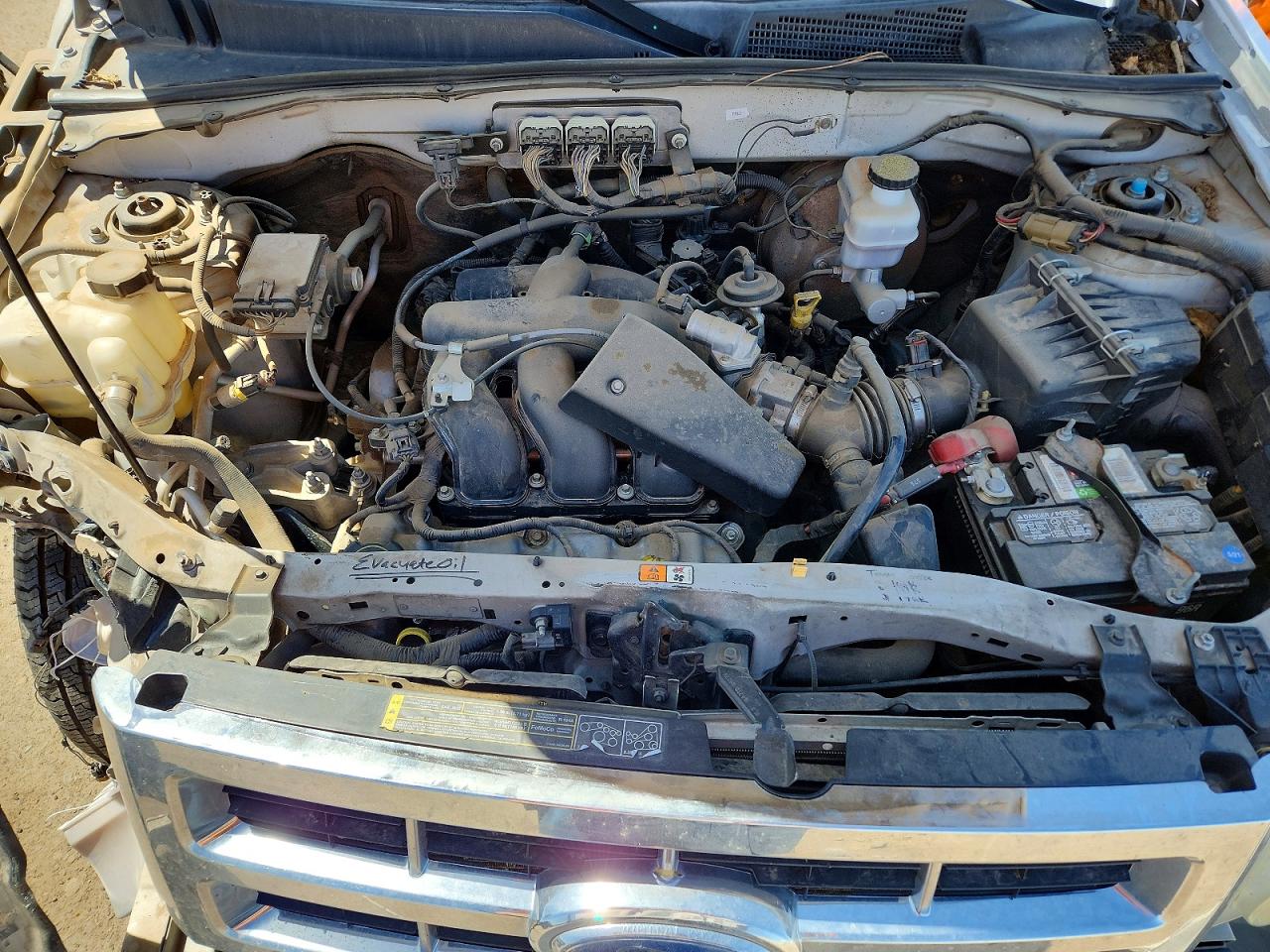 2008 Ford Escape Xlt Белый vin: 1FMCU03128KC08236