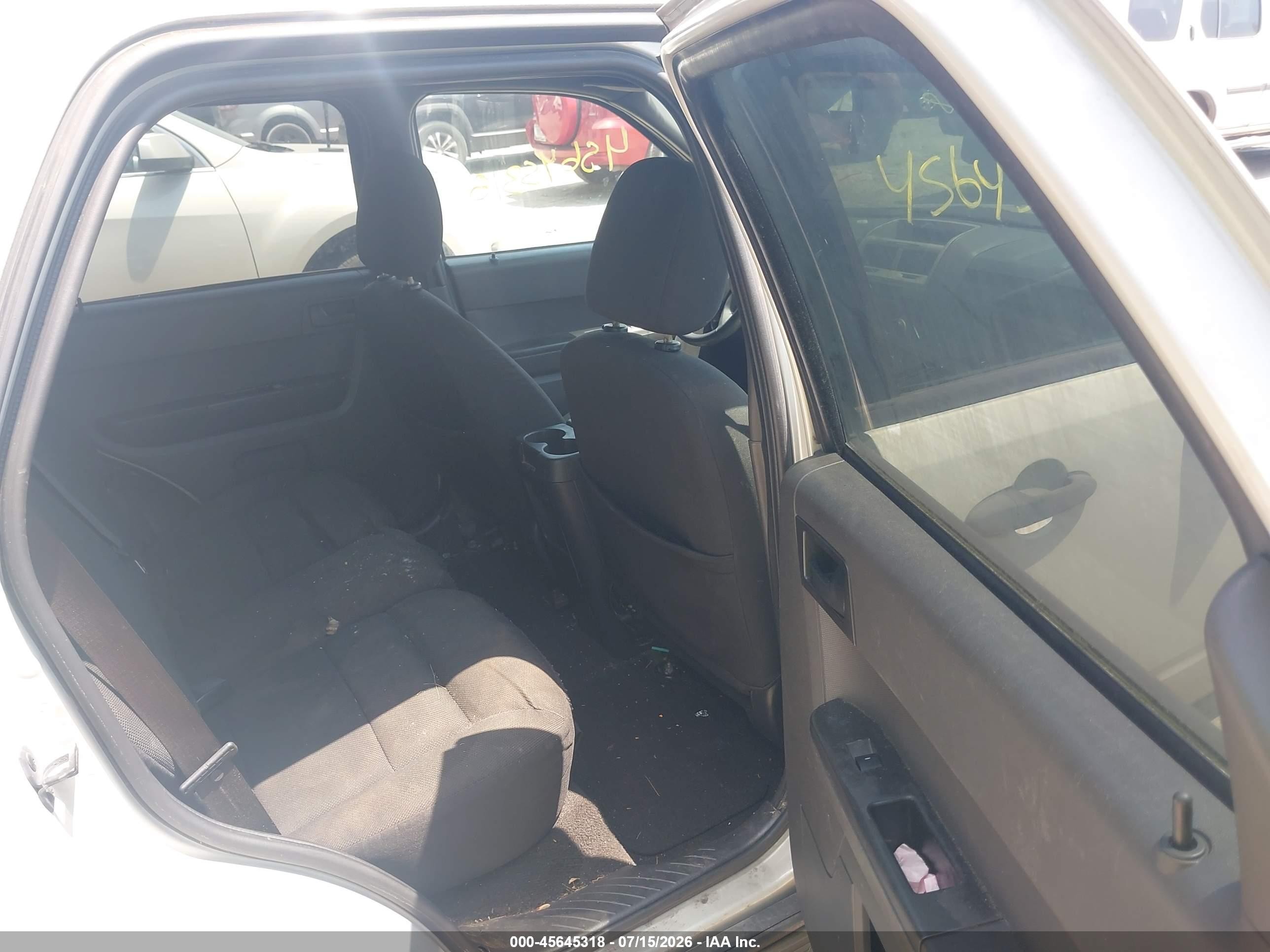 2008 Ford Escape Xlt Silver vin: 1FMCU03128KC92719