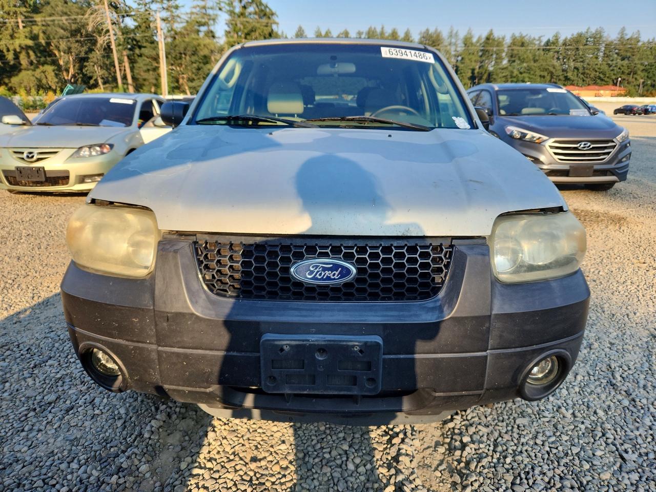 2005 Ford Escape Xlt Silver vin: 1FMCU03135KA57659