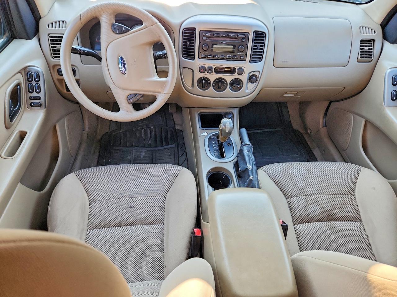 2005 Ford Escape Xlt Silver vin: 1FMCU03135KA57659
