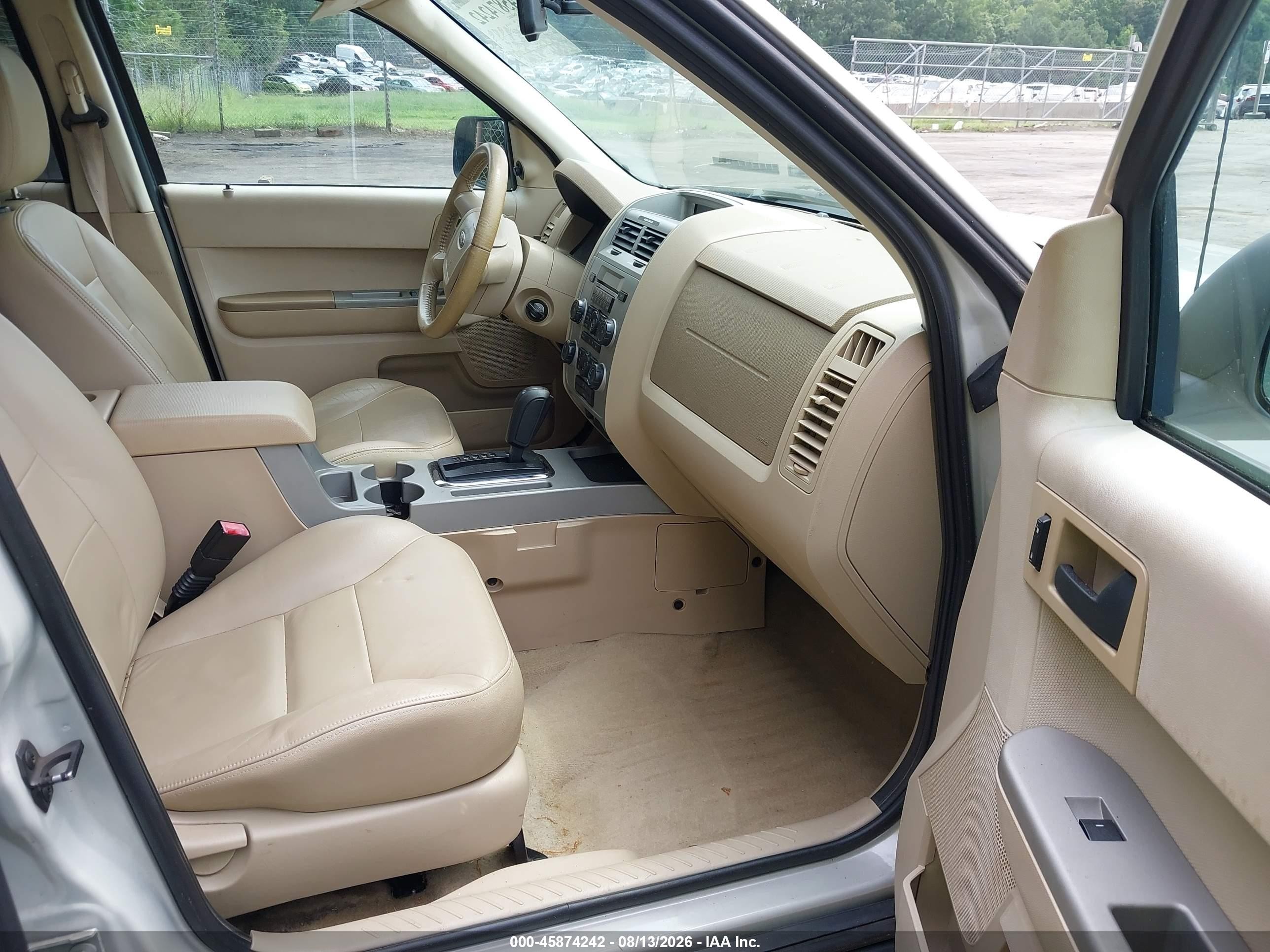 2008 Ford Escape Xlt Gray vin: 1FMCU03138KA04609