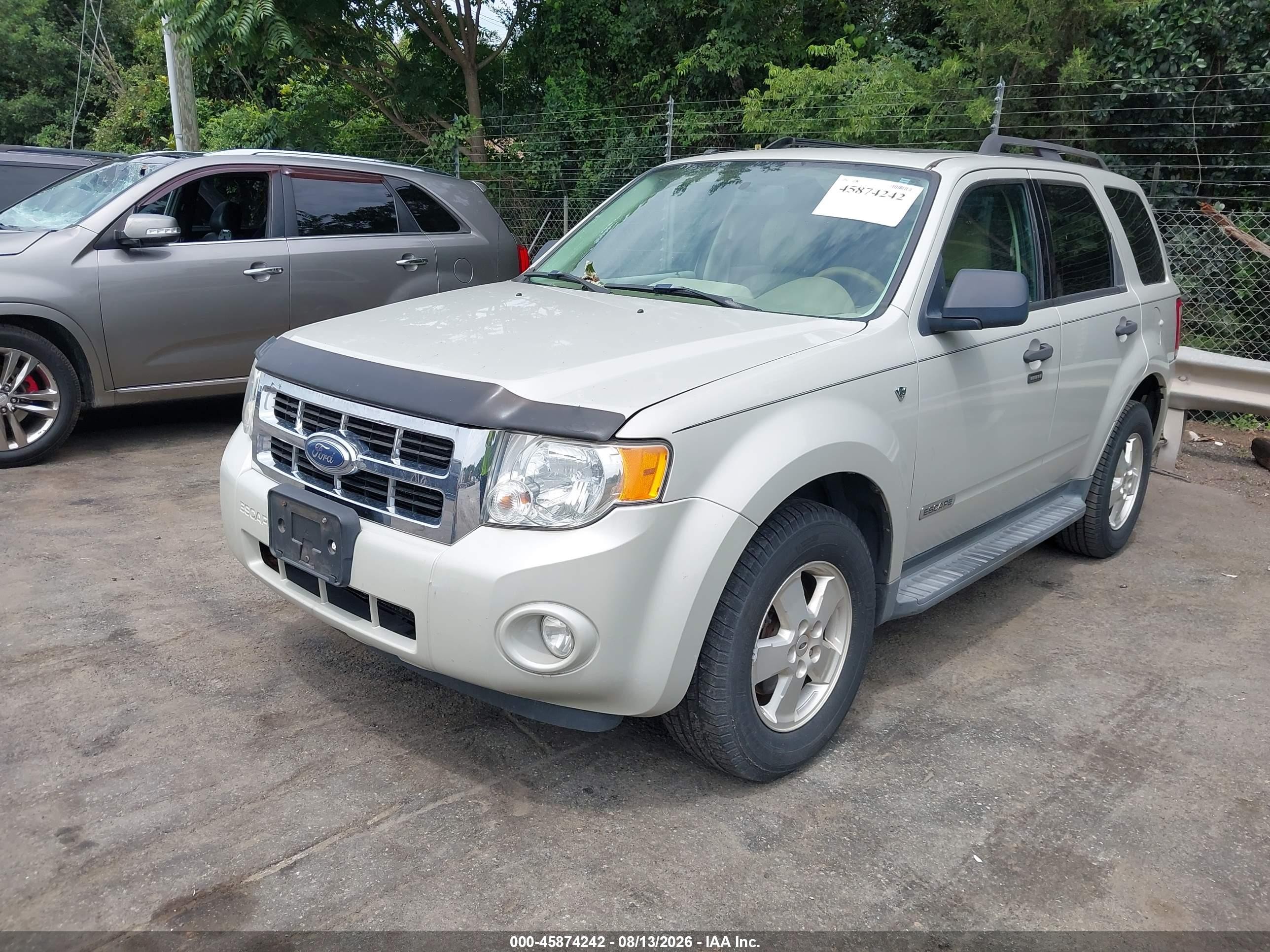 2008 Ford Escape Xlt Gray vin: 1FMCU03138KA04609