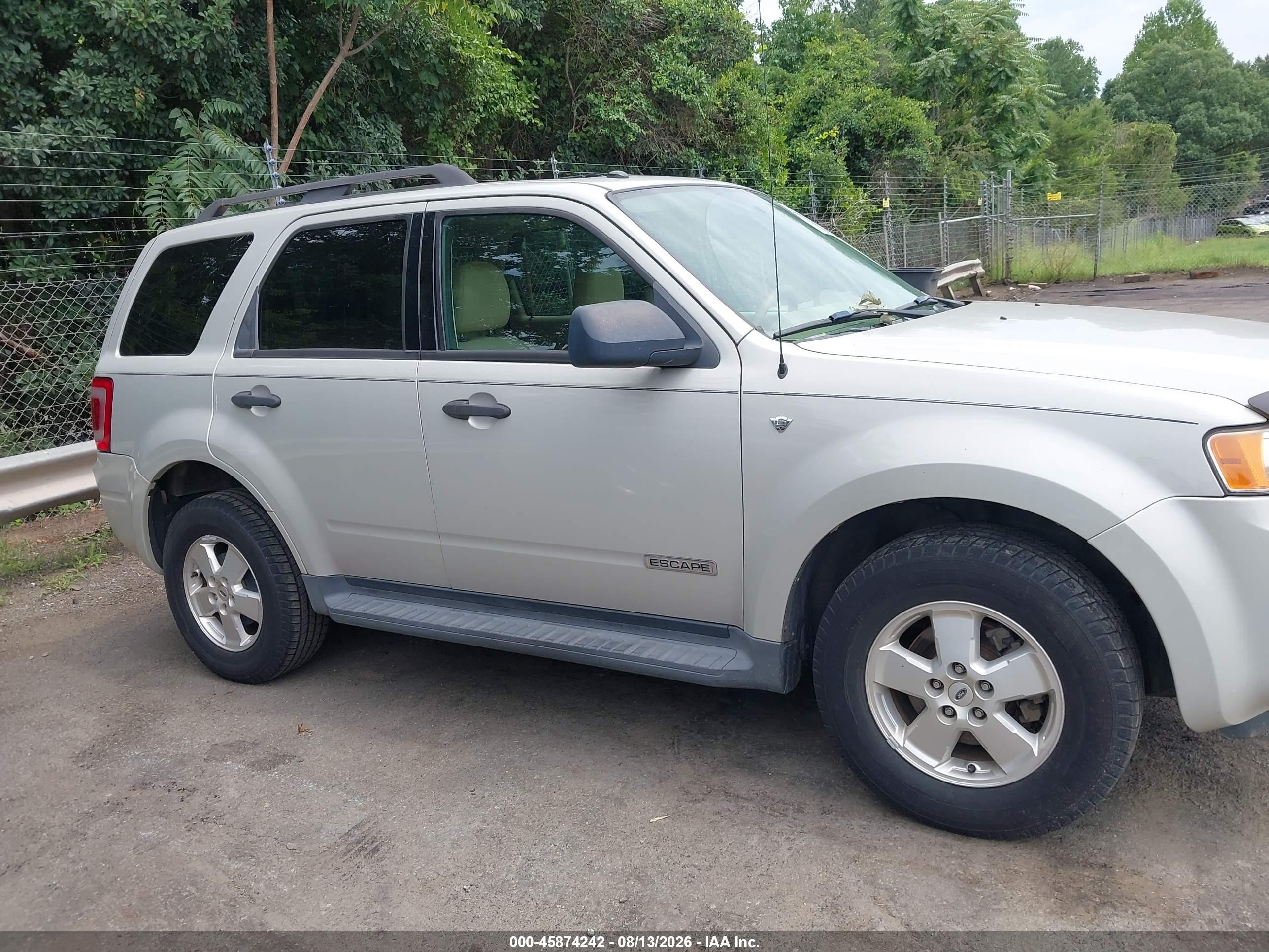 2008 Ford Escape Xlt Gray vin: 1FMCU03138KA04609
