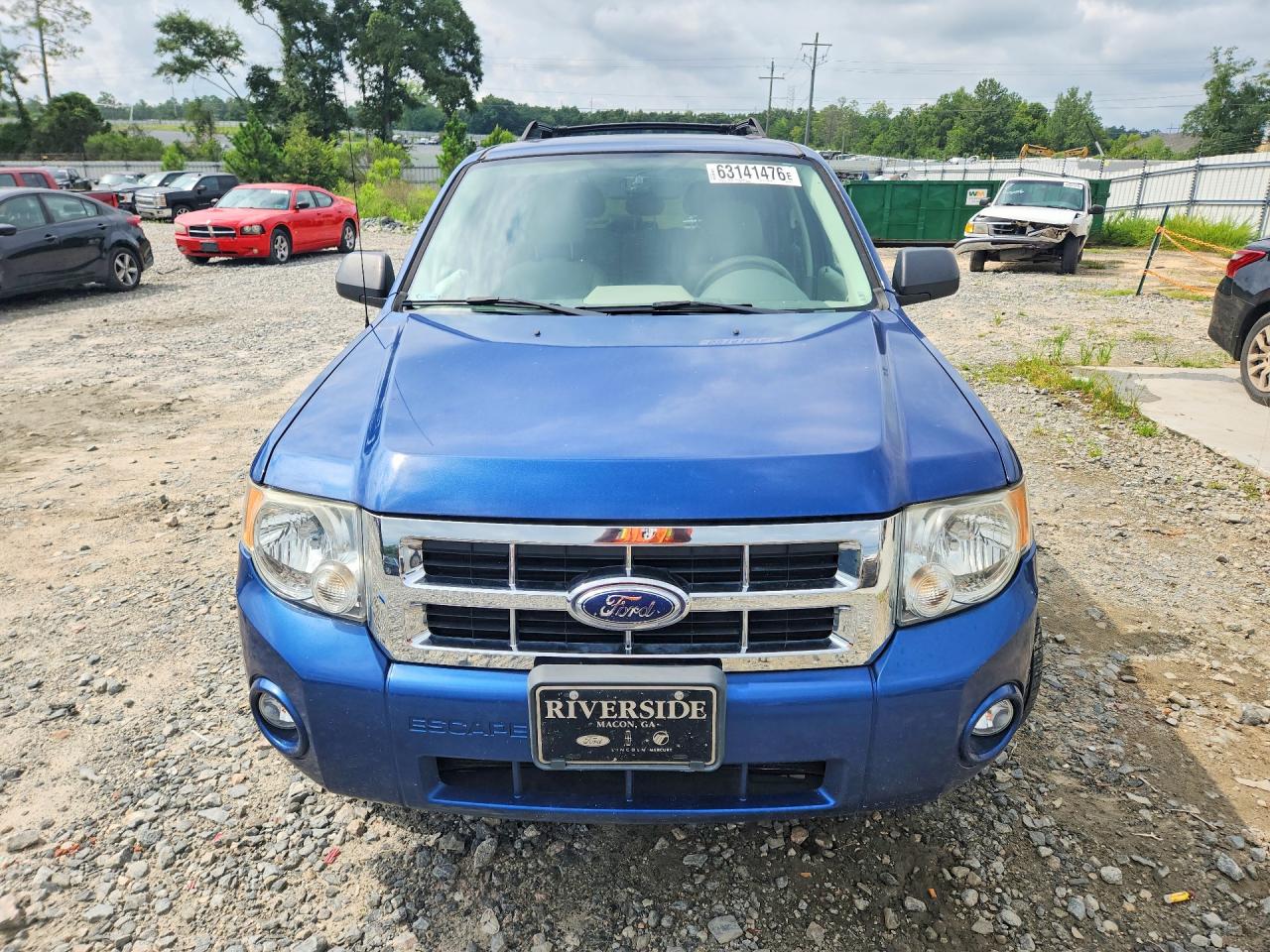 2008 Ford Escape Xlt Blue vin: 1FMCU03138KB27777