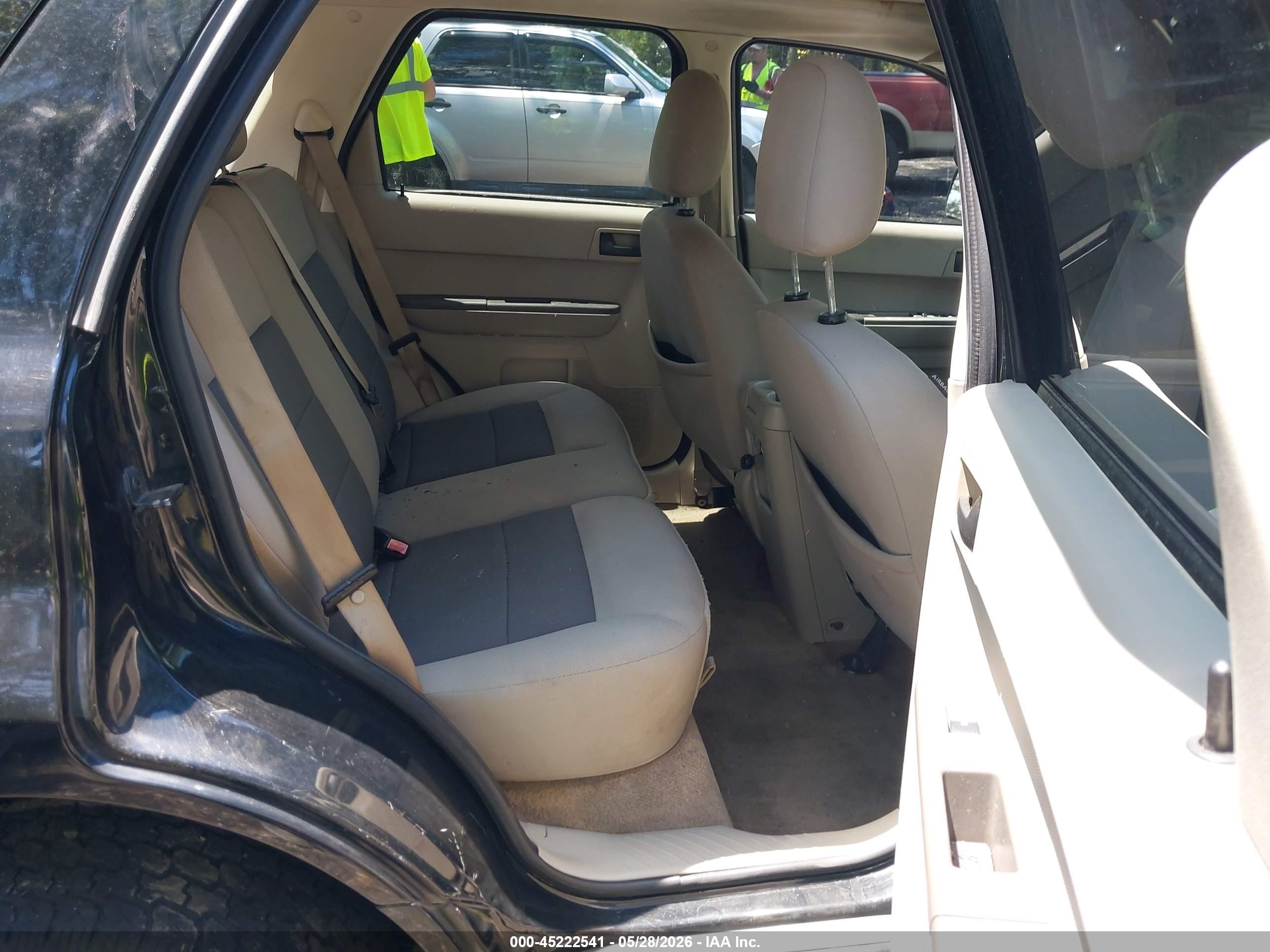 2008 Ford Escape Xlt Черный vin: 1FMCU03138KD15182