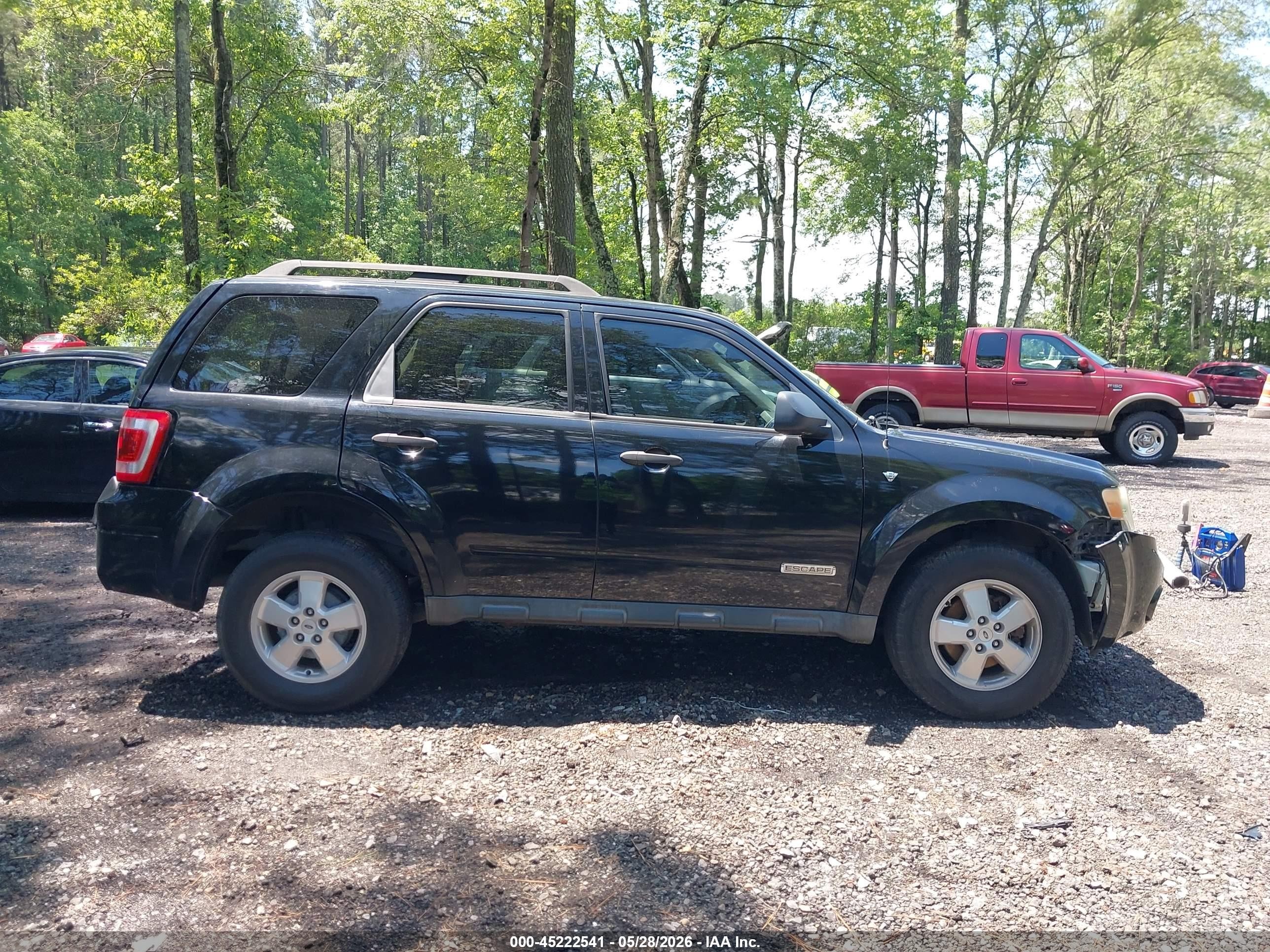 2008 Ford Escape Xlt Черный vin: 1FMCU03138KD15182