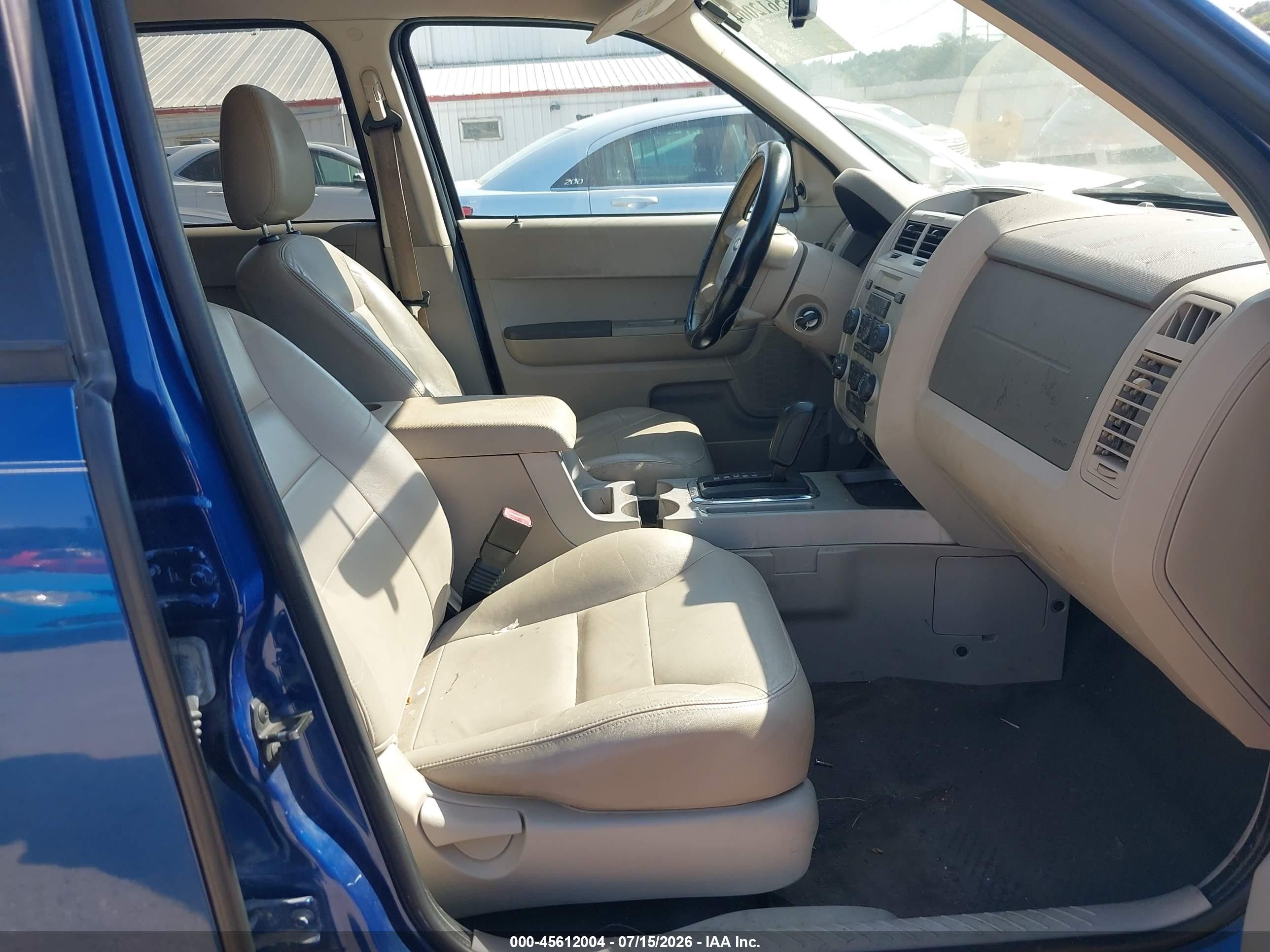 2008 Ford Escape Xlt Синий vin: 1FMCU03138KD86379