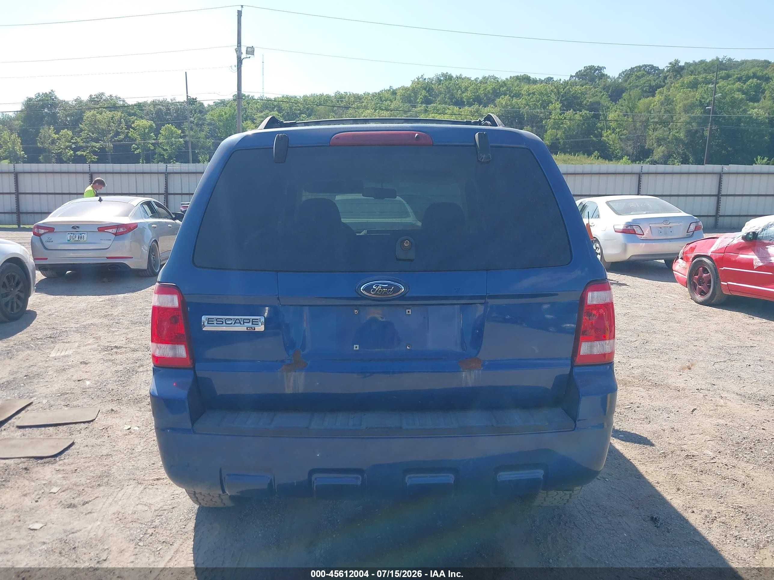 2008 Ford Escape Xlt Синий vin: 1FMCU03138KD86379