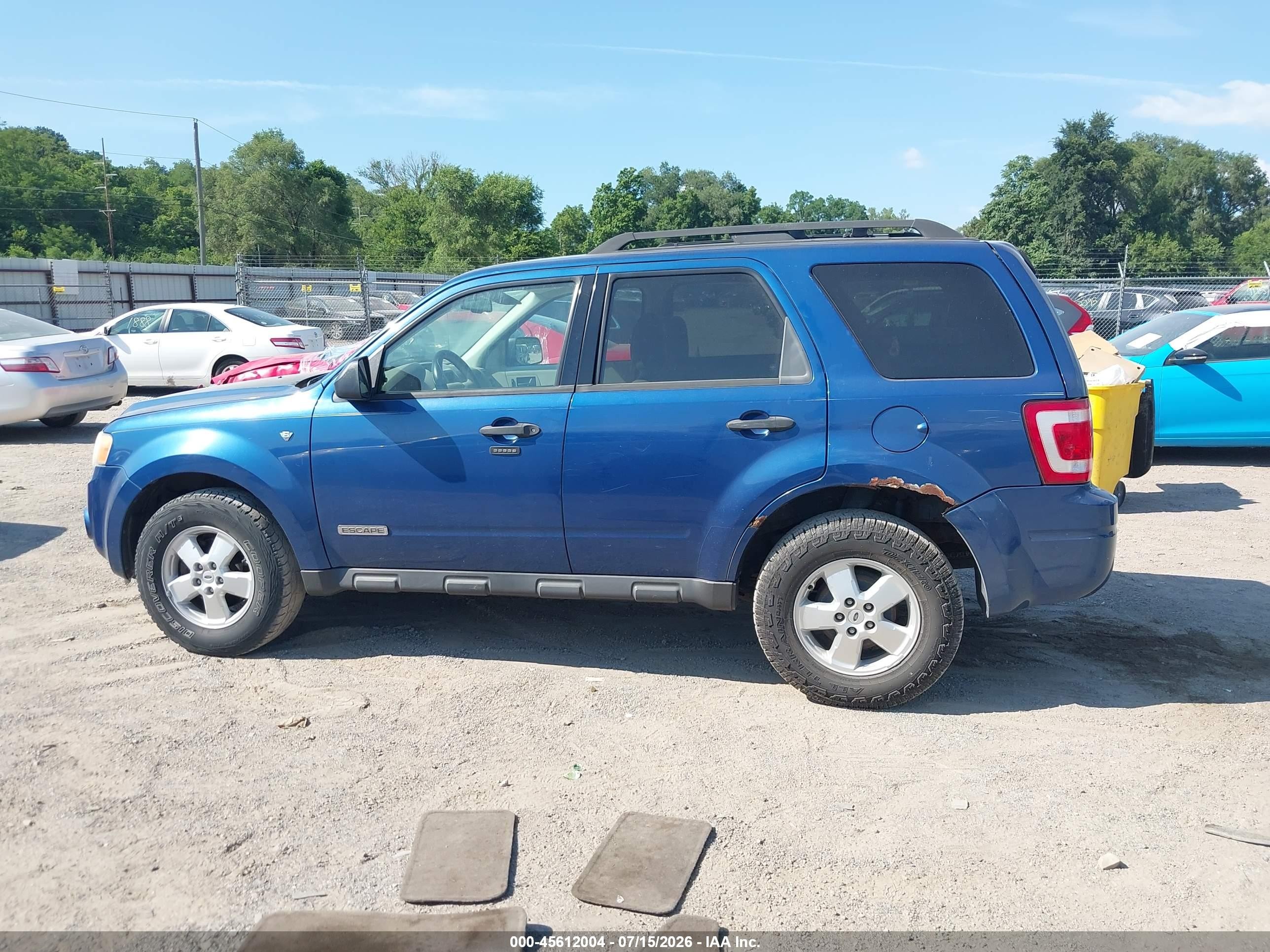 2008 Ford Escape Xlt Синий vin: 1FMCU03138KD86379