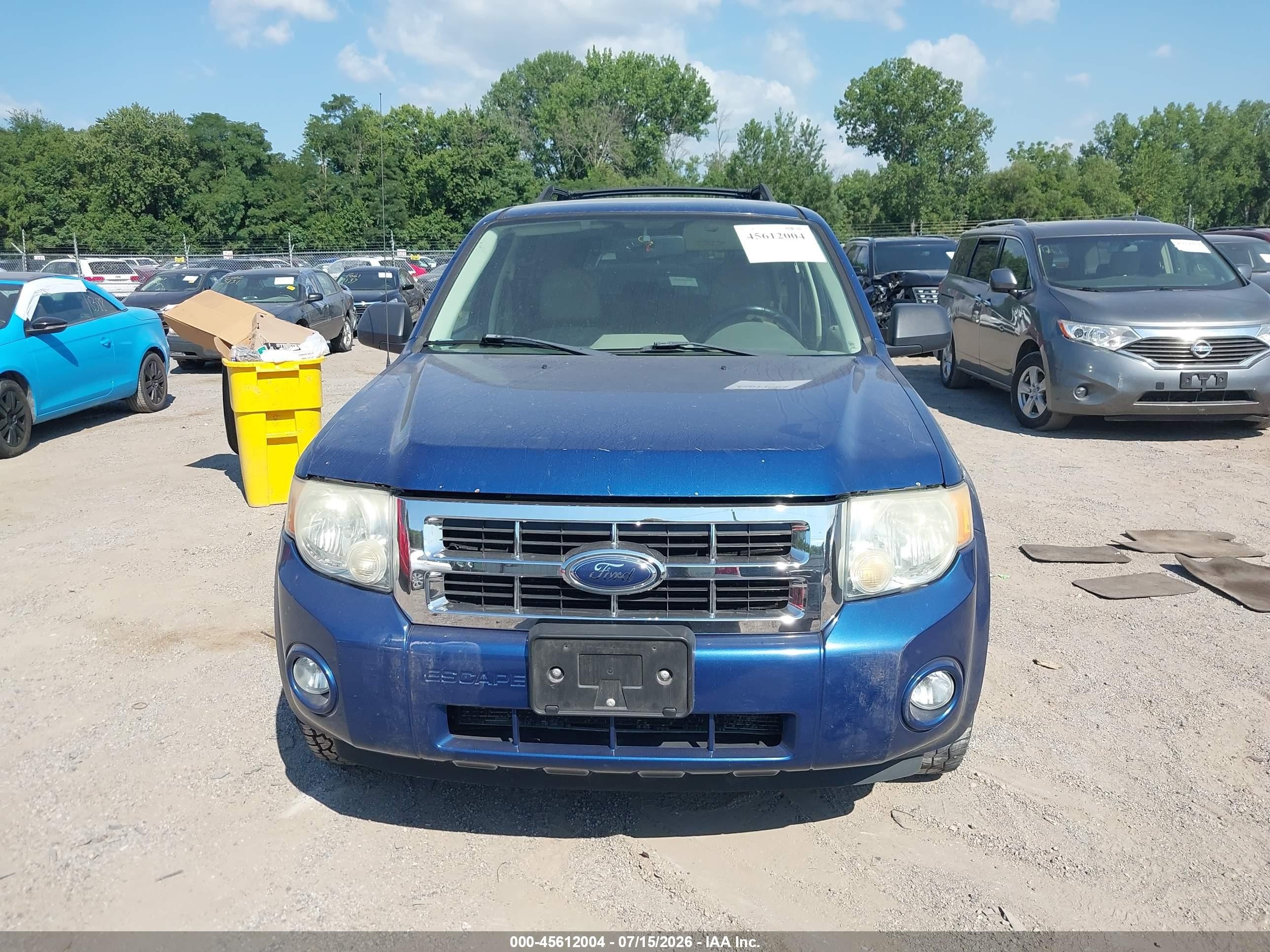 2008 Ford Escape Xlt Синий vin: 1FMCU03138KD86379