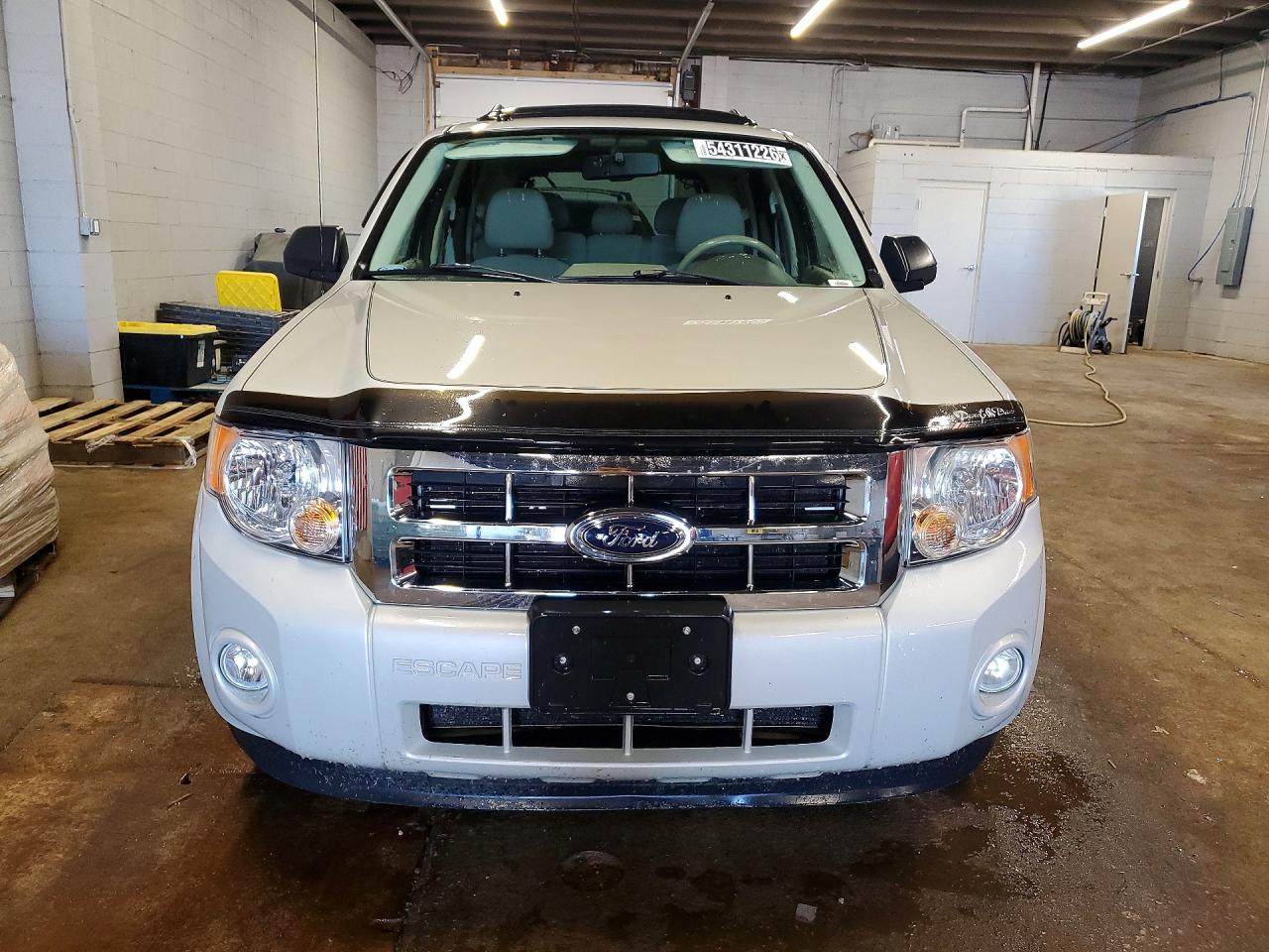 2008 Ford Escape Xlt Серебряный vin: 1FMCU03138KE30106