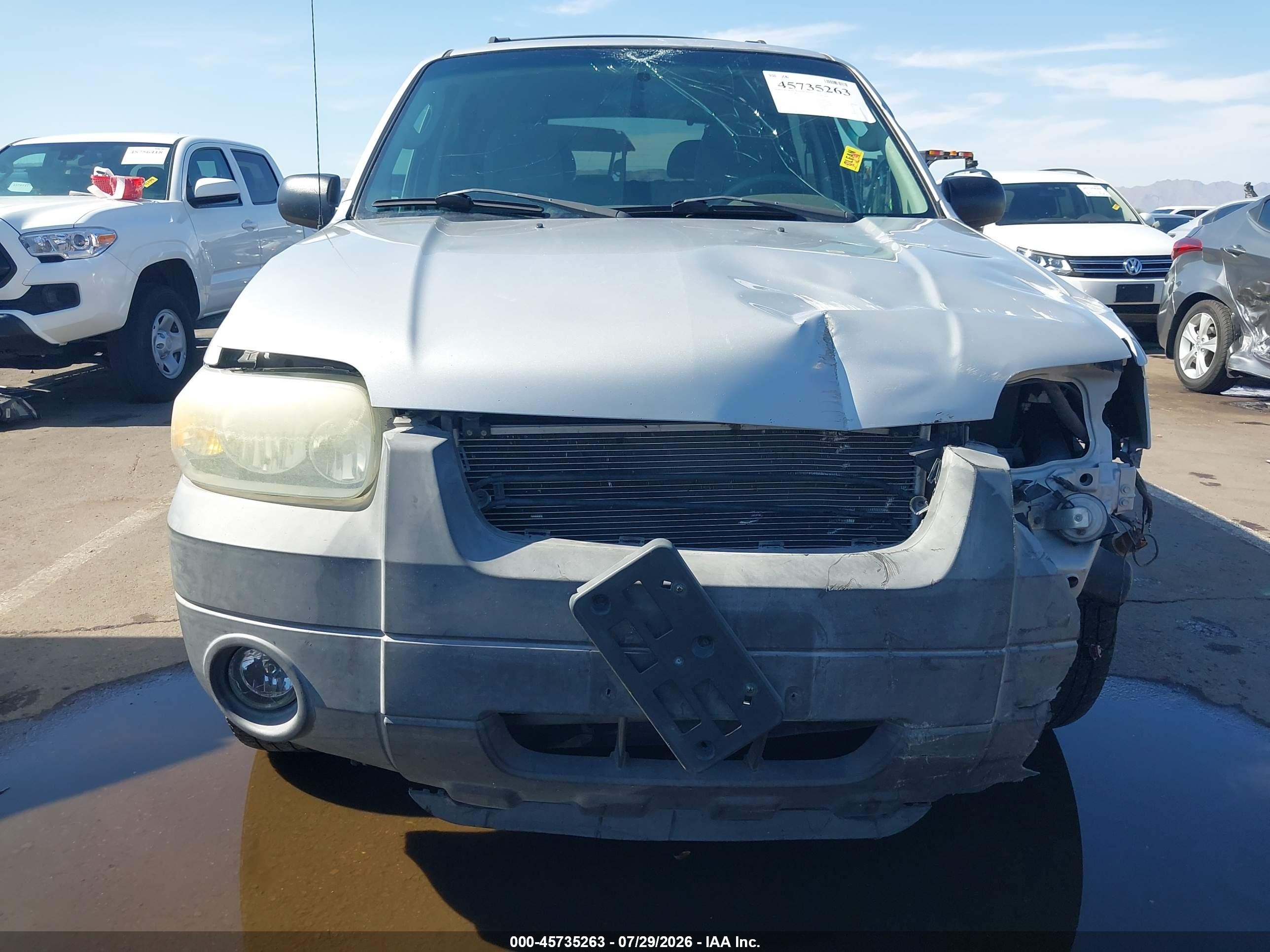 2005 Ford Escape Xlt Silver vin: 1FMCU03145DA08507