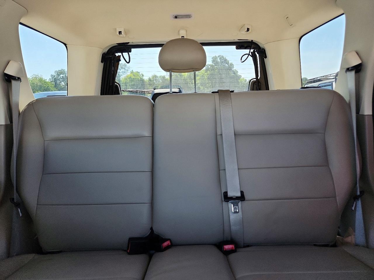 2008 Ford Escape Xlt Белый vin: 1FMCU03148KB08610