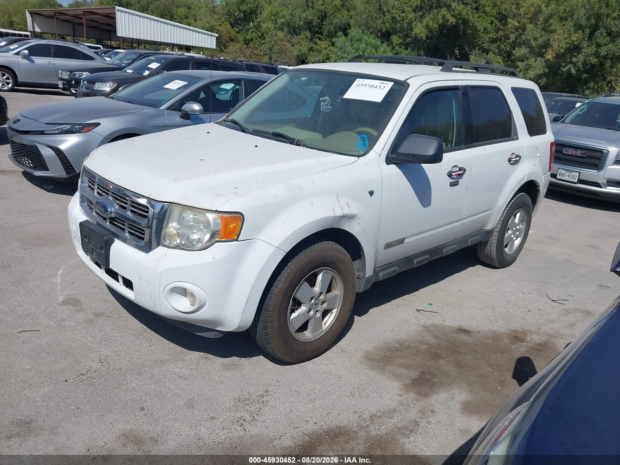 2008 Ford Escape Xlt White vin: 1FMCU03148KD75715