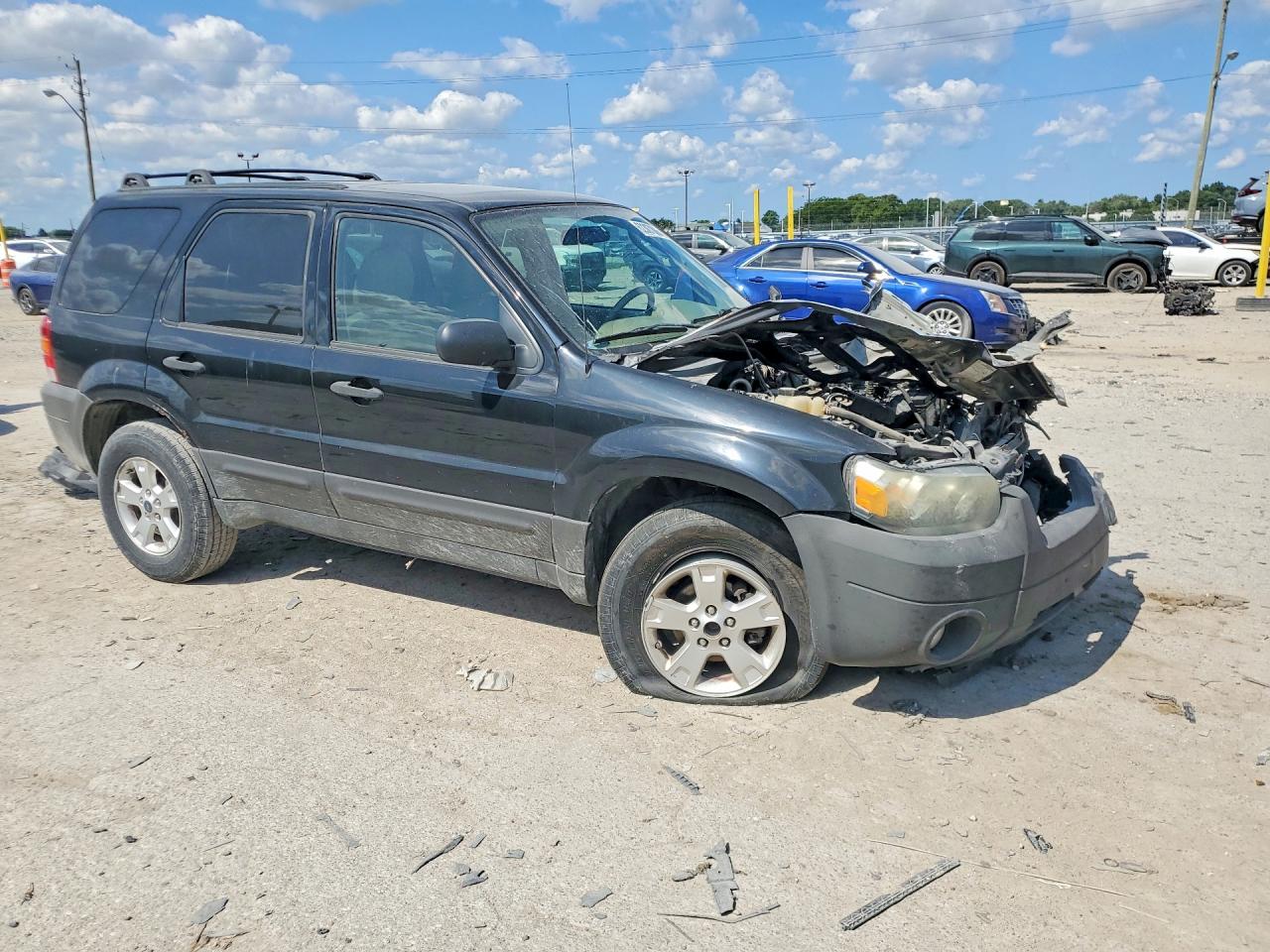 2007 Ford Escape Xlt Черный vin: 1FMCU03157KC03028