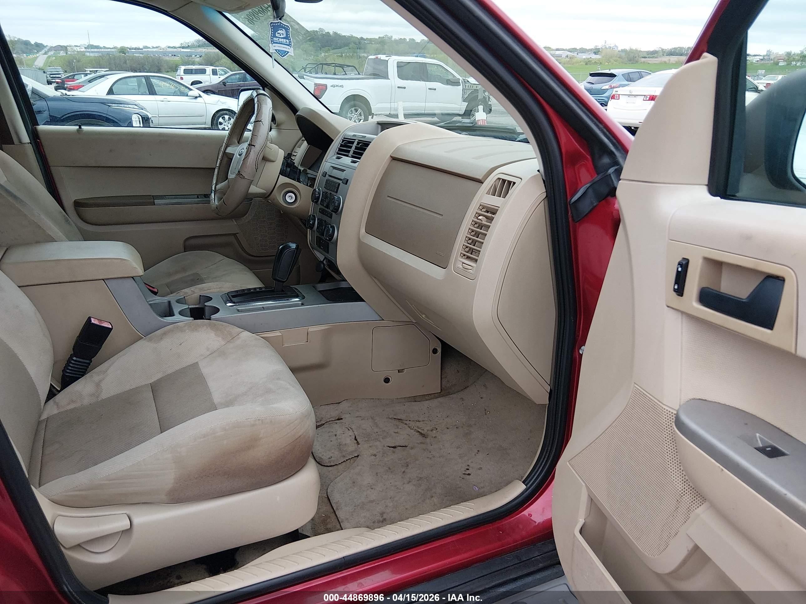 2008 Ford Escape Xlt Красный vin: 1FMCU03158KA24554