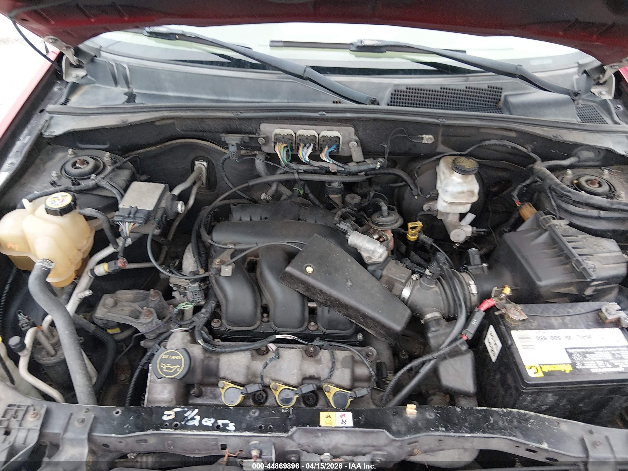 2008 Ford Escape Xlt Красный vin: 1FMCU03158KA24554