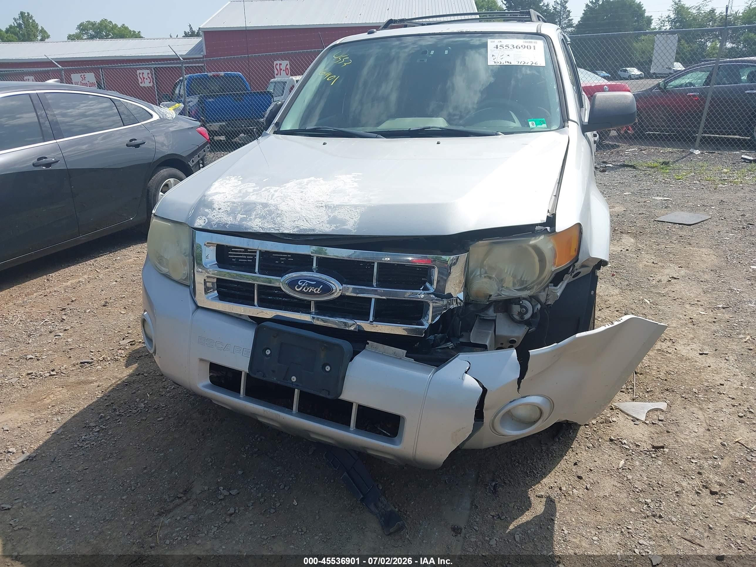 2008 Ford Escape Xlt Silver vin: 1FMCU03158KA39281
